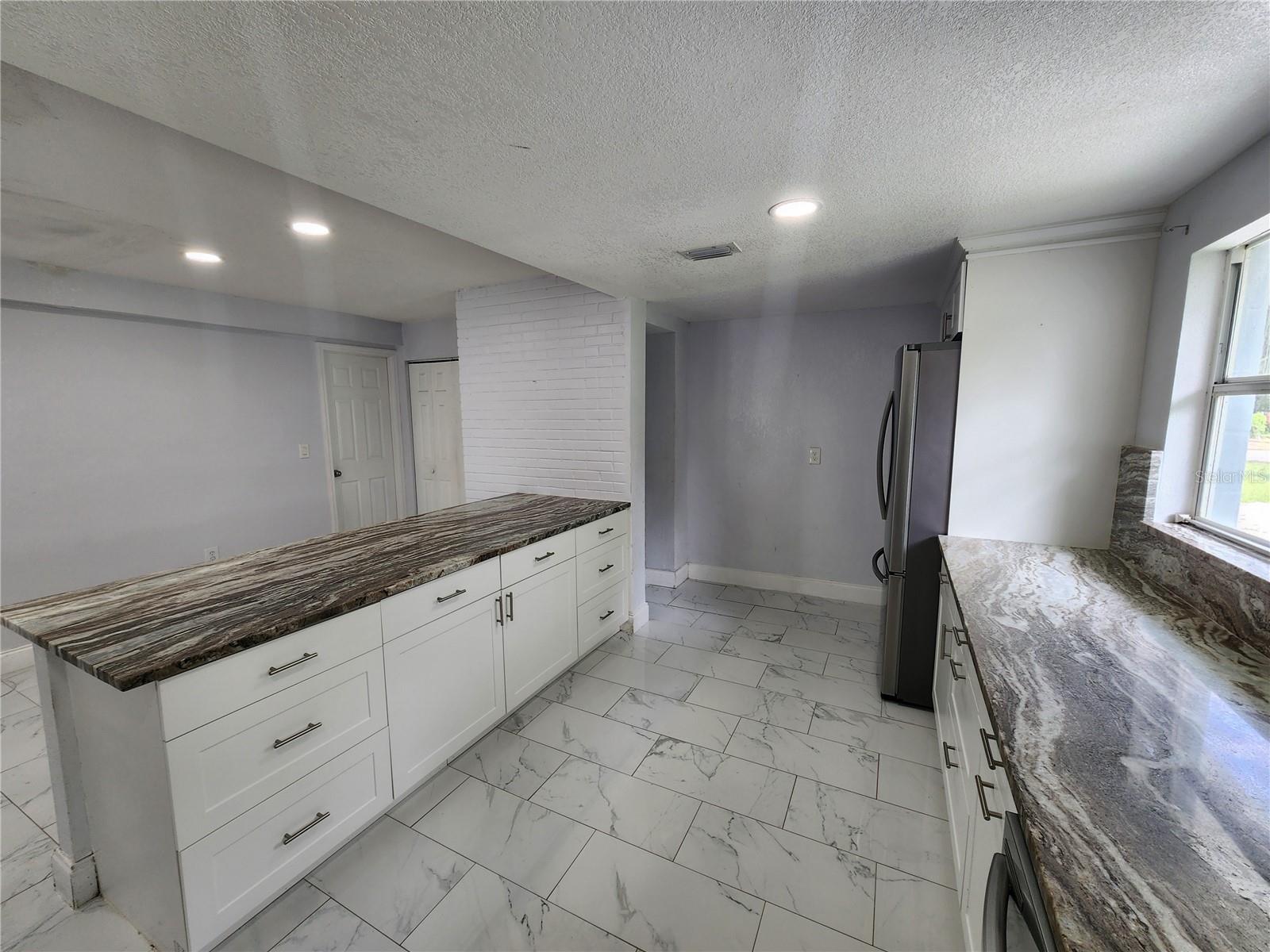 10805 DESOTO RD — photo 59
