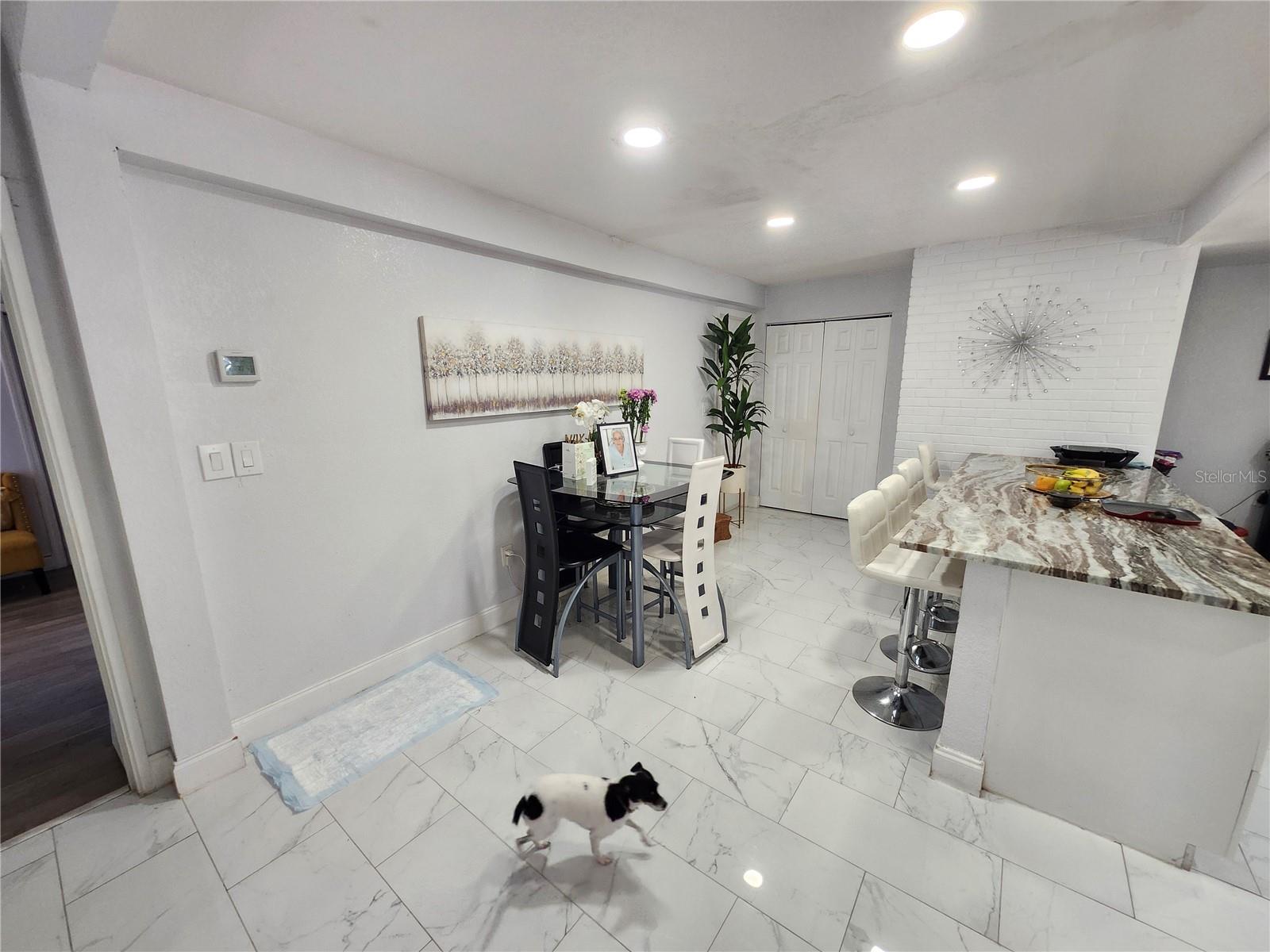 10805 DESOTO RD — photo 10