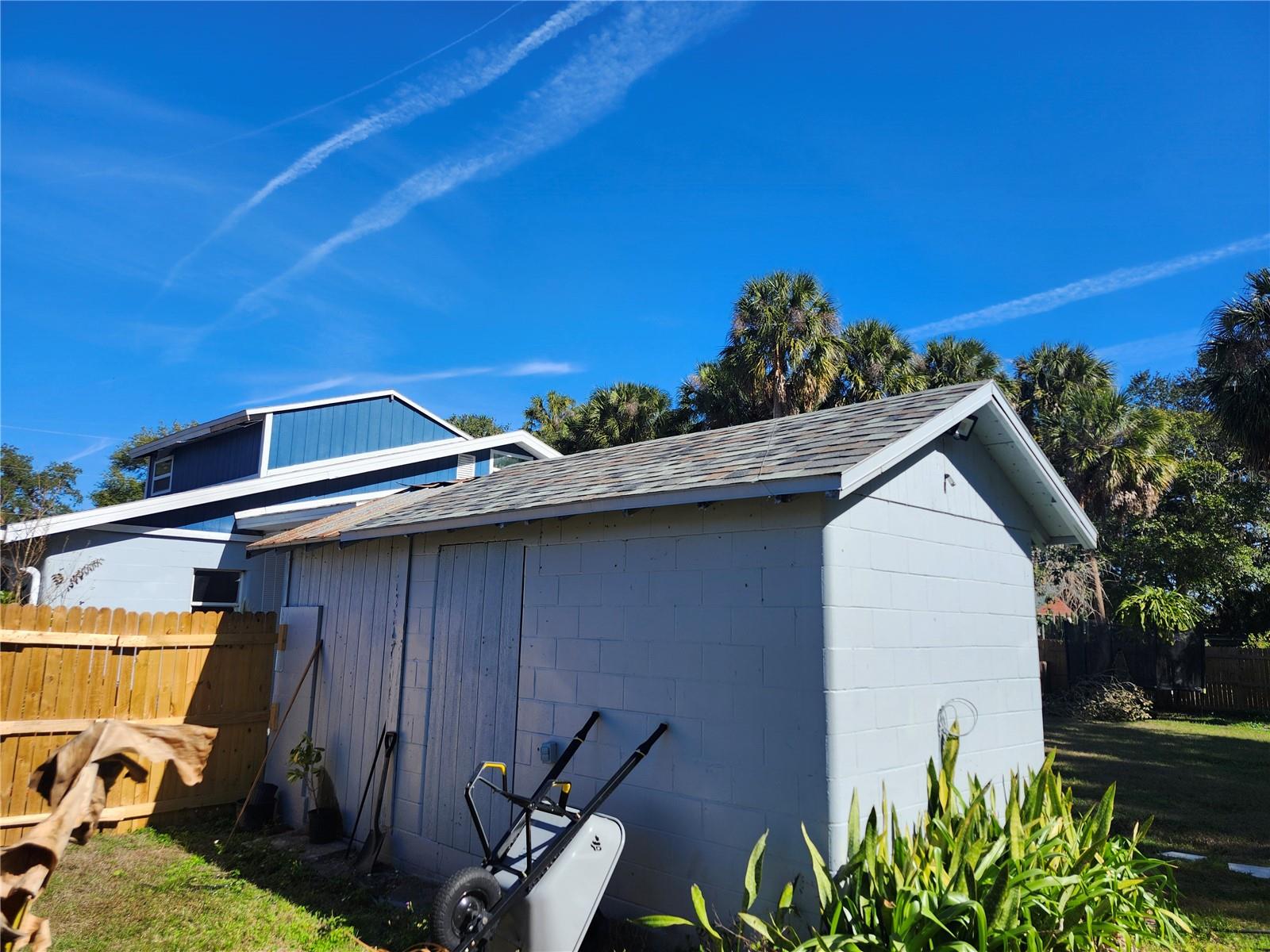 10805 DESOTO RD — photo 46