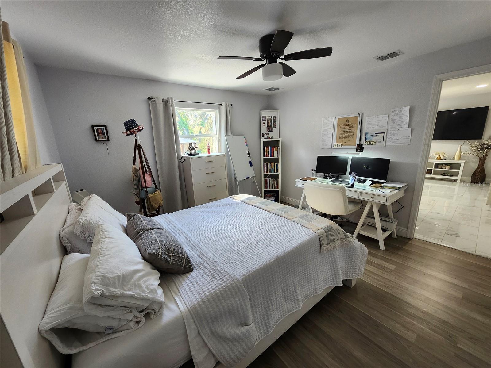 10805 DESOTO RD — photo 16