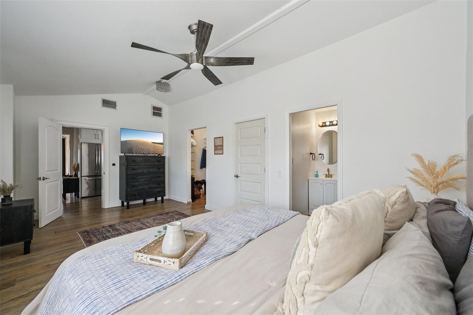 4508 W PEARL AVE — photo 23