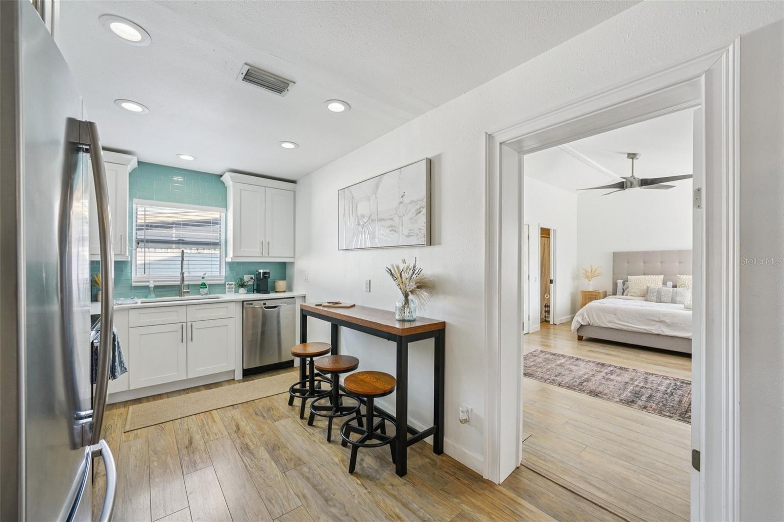 4508 W PEARL AVE — photo 16