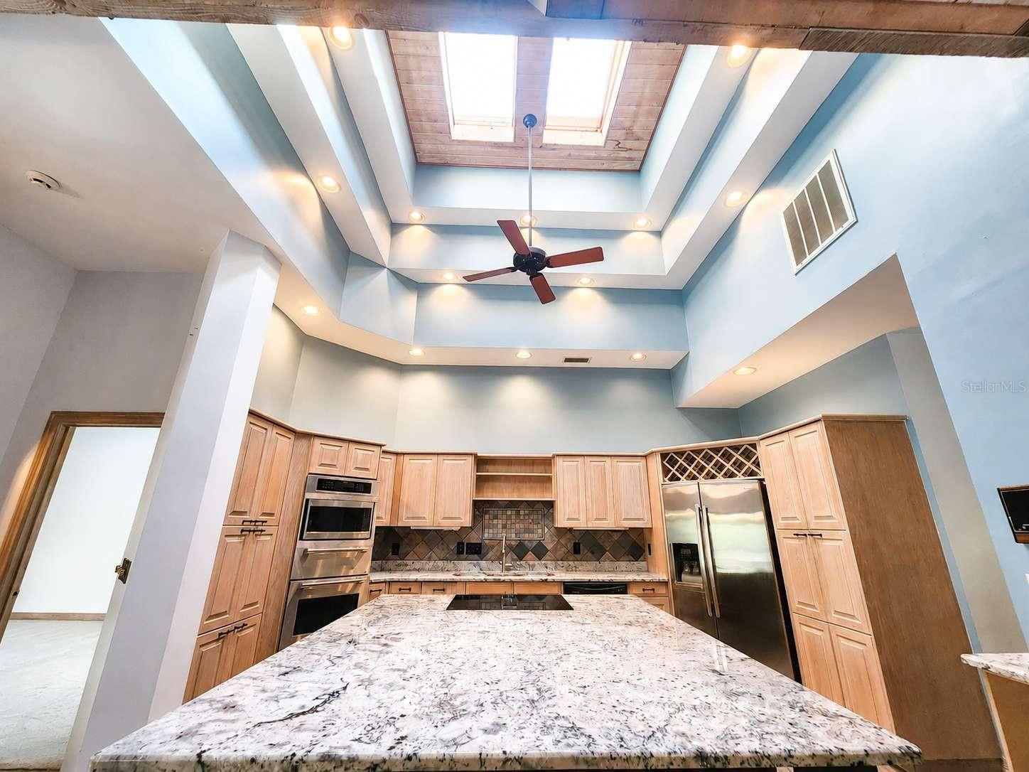 3522 SHORELINE CIR — photo 5