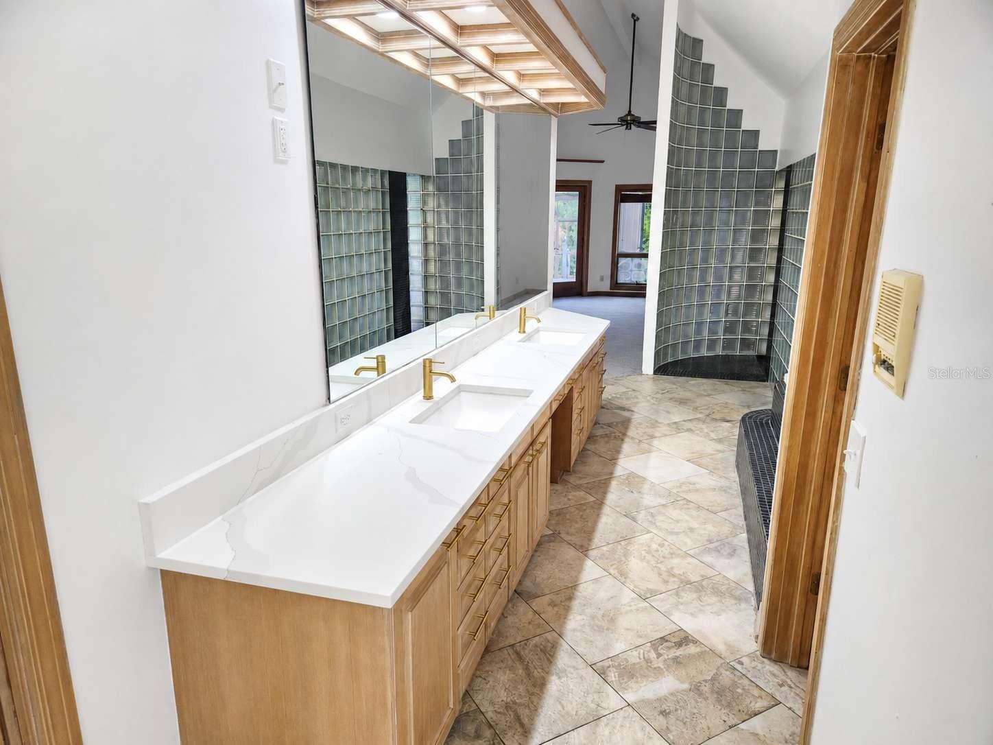3522 SHORELINE CIR — photo 9