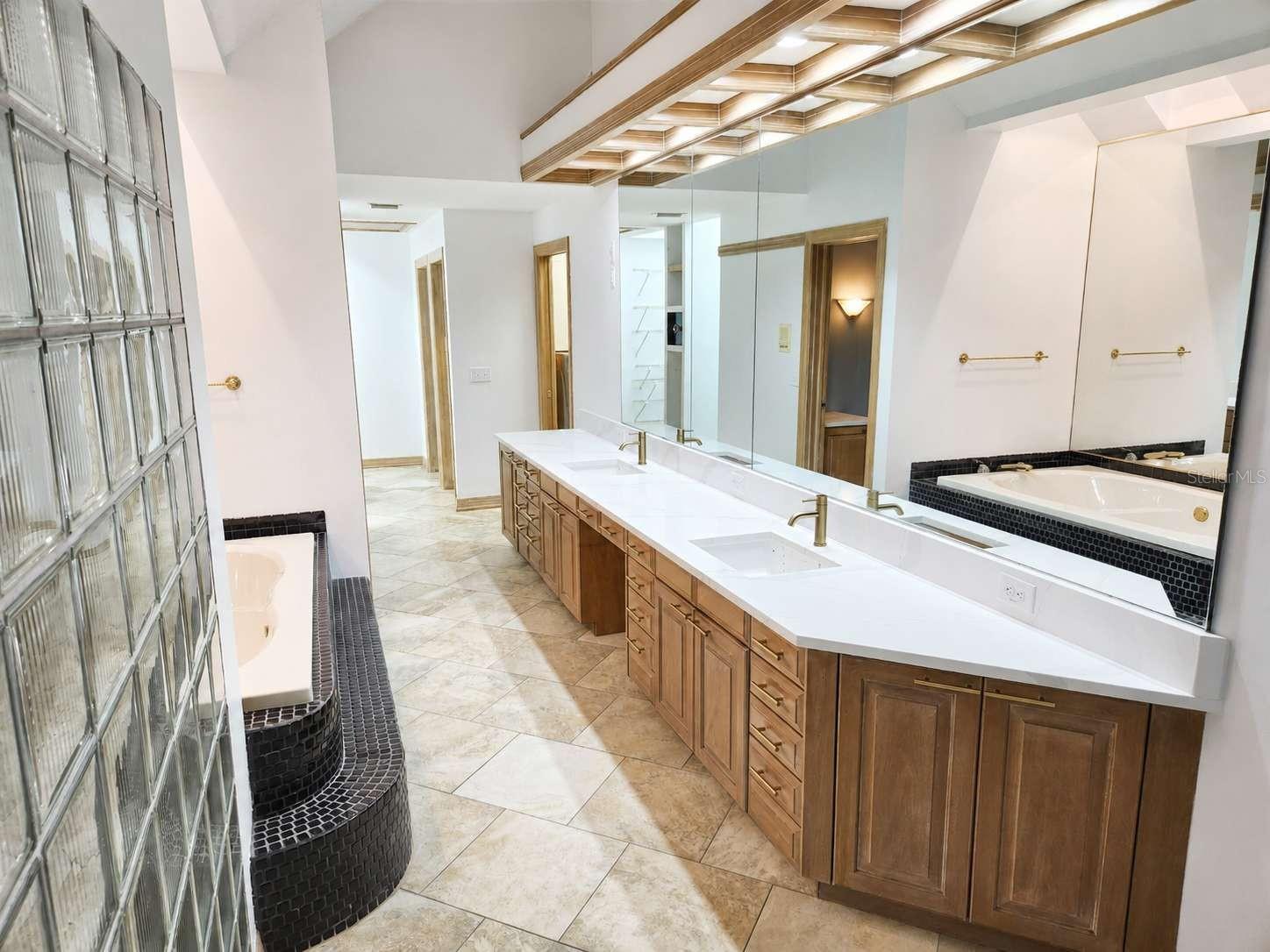 3522 SHORELINE CIR — photo 10