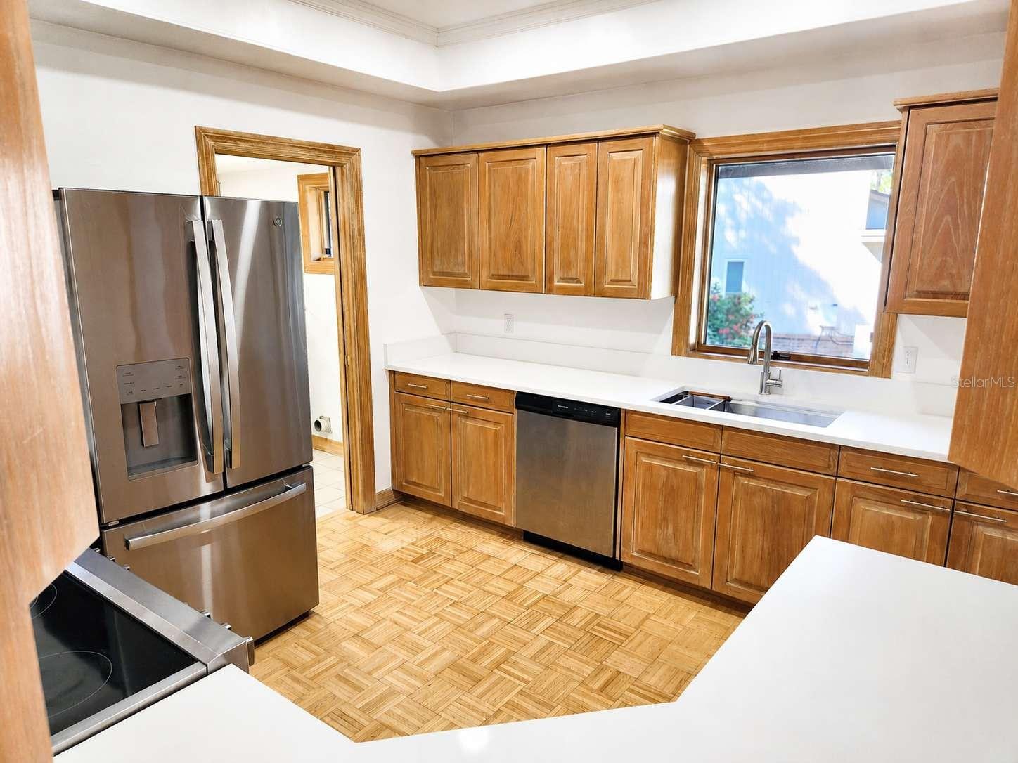 3522 SHORELINE CIR — photo 7