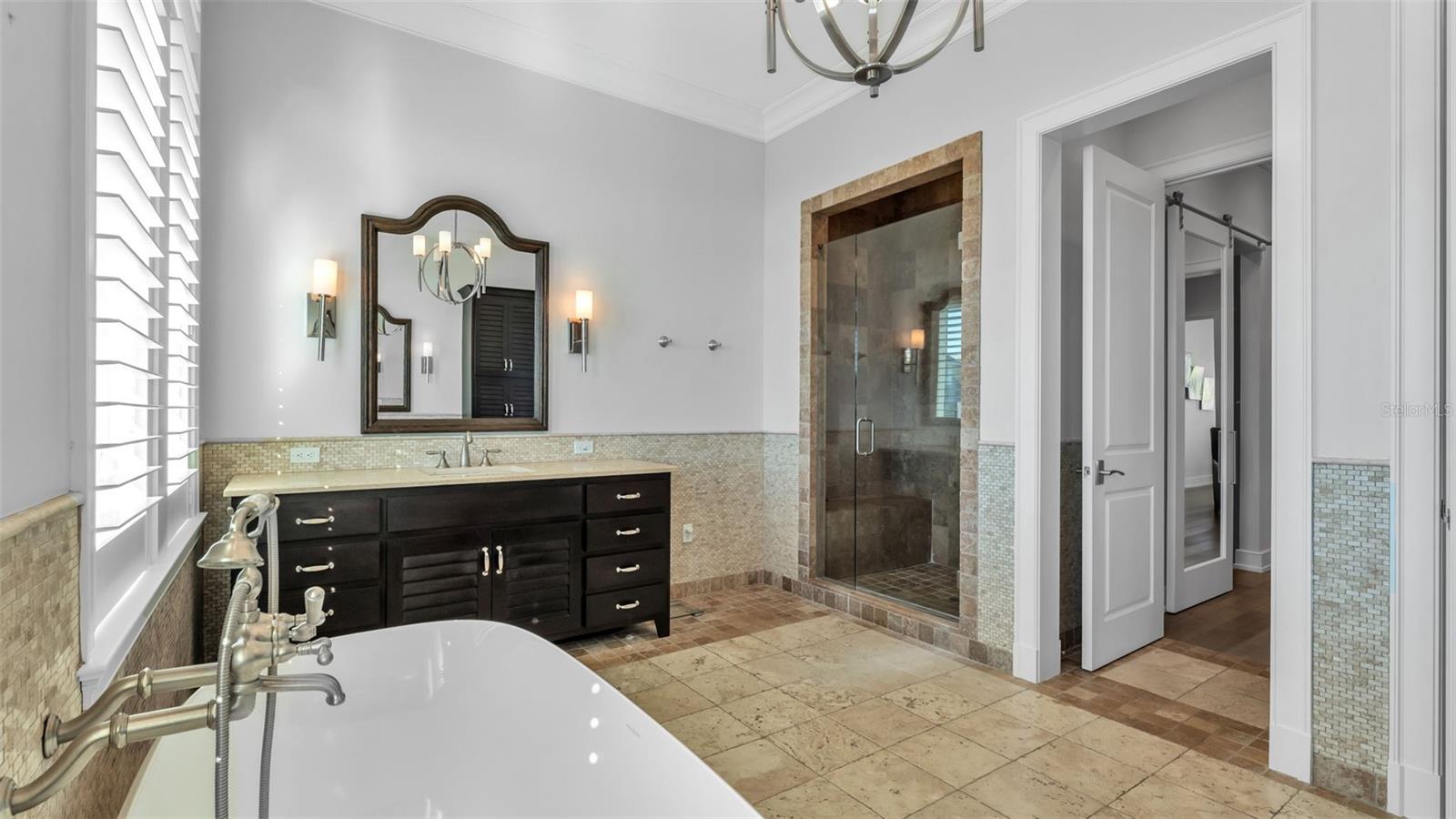 1013 ELDORADO AVE — photo 35