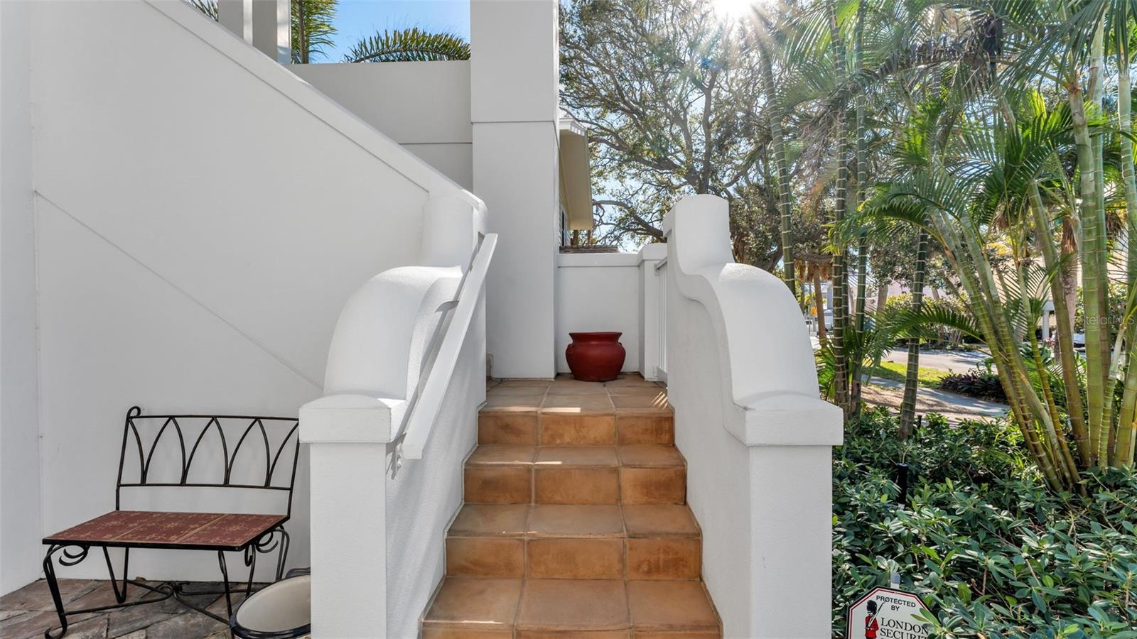 1013 ELDORADO AVE — photo 93