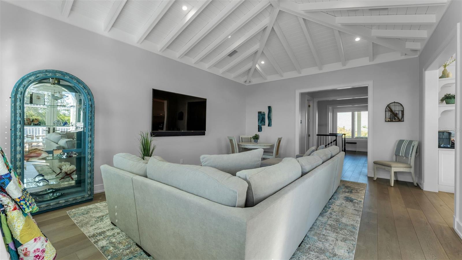 1013 ELDORADO AVE — photo 15