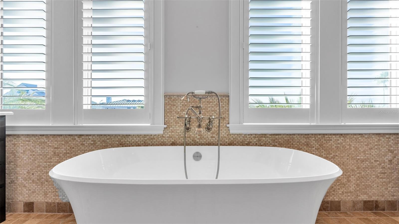 1013 ELDORADO AVE — photo 40