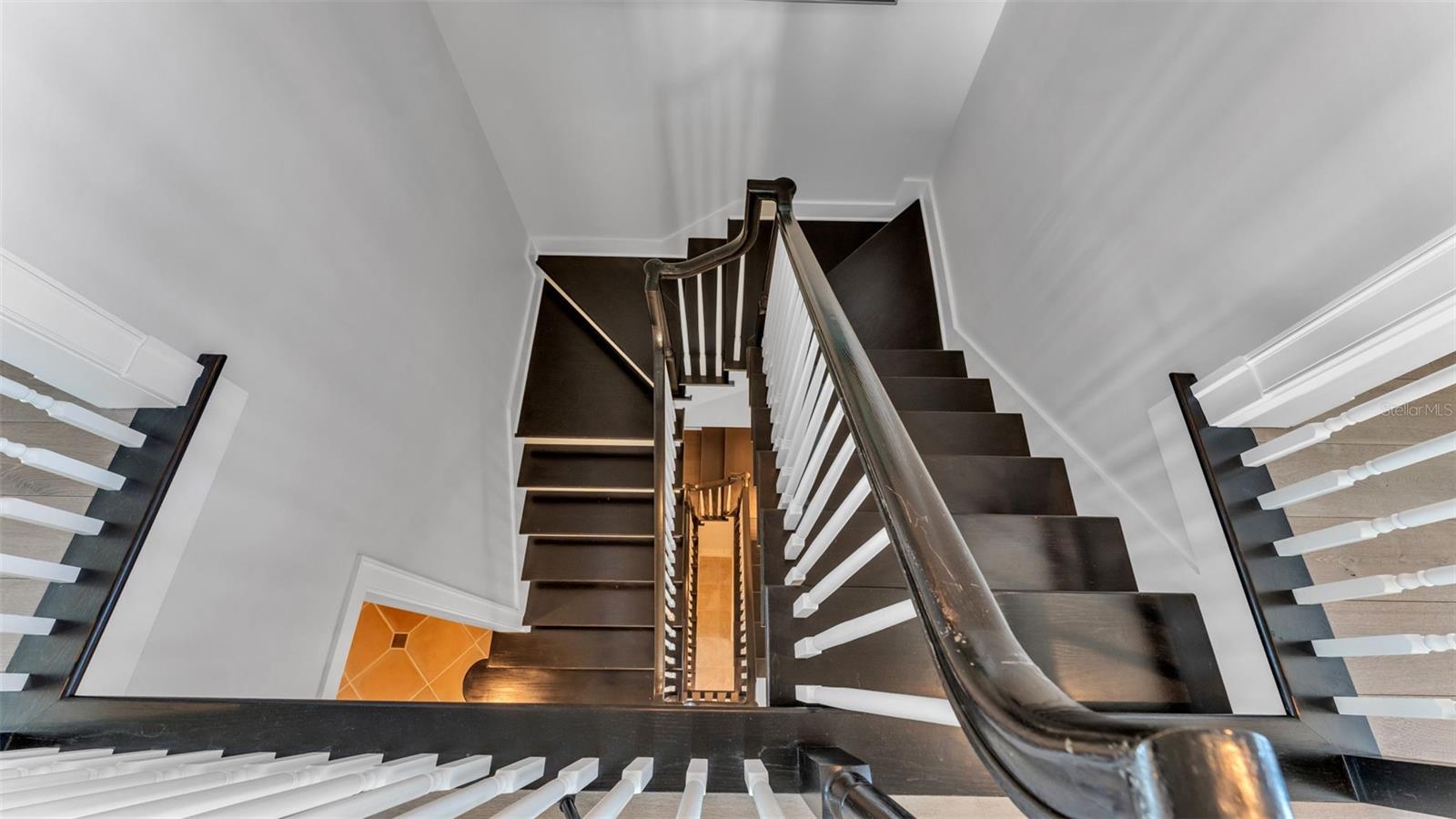 1013 ELDORADO AVE — photo 44