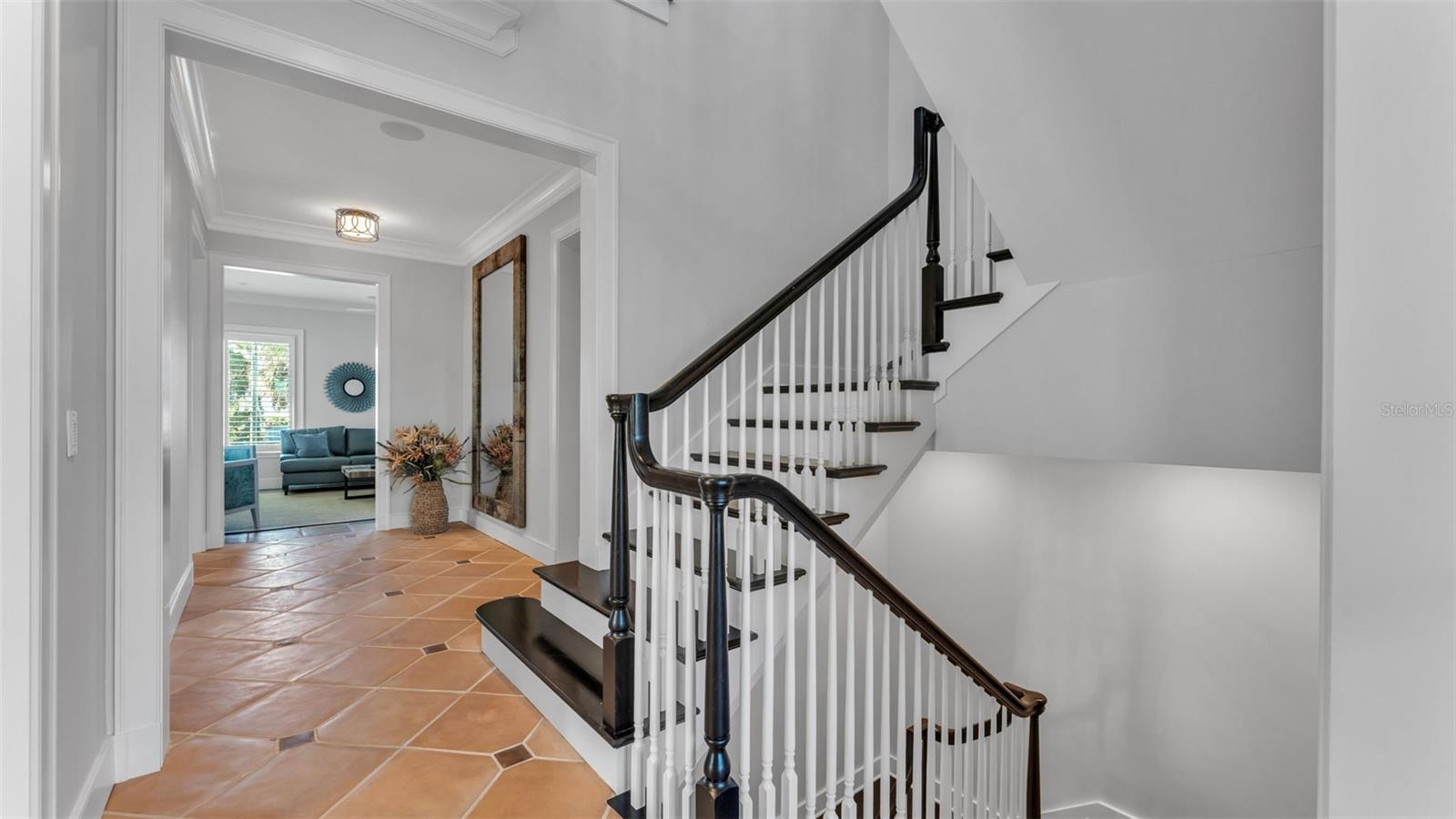 1013 ELDORADO AVE — photo 49