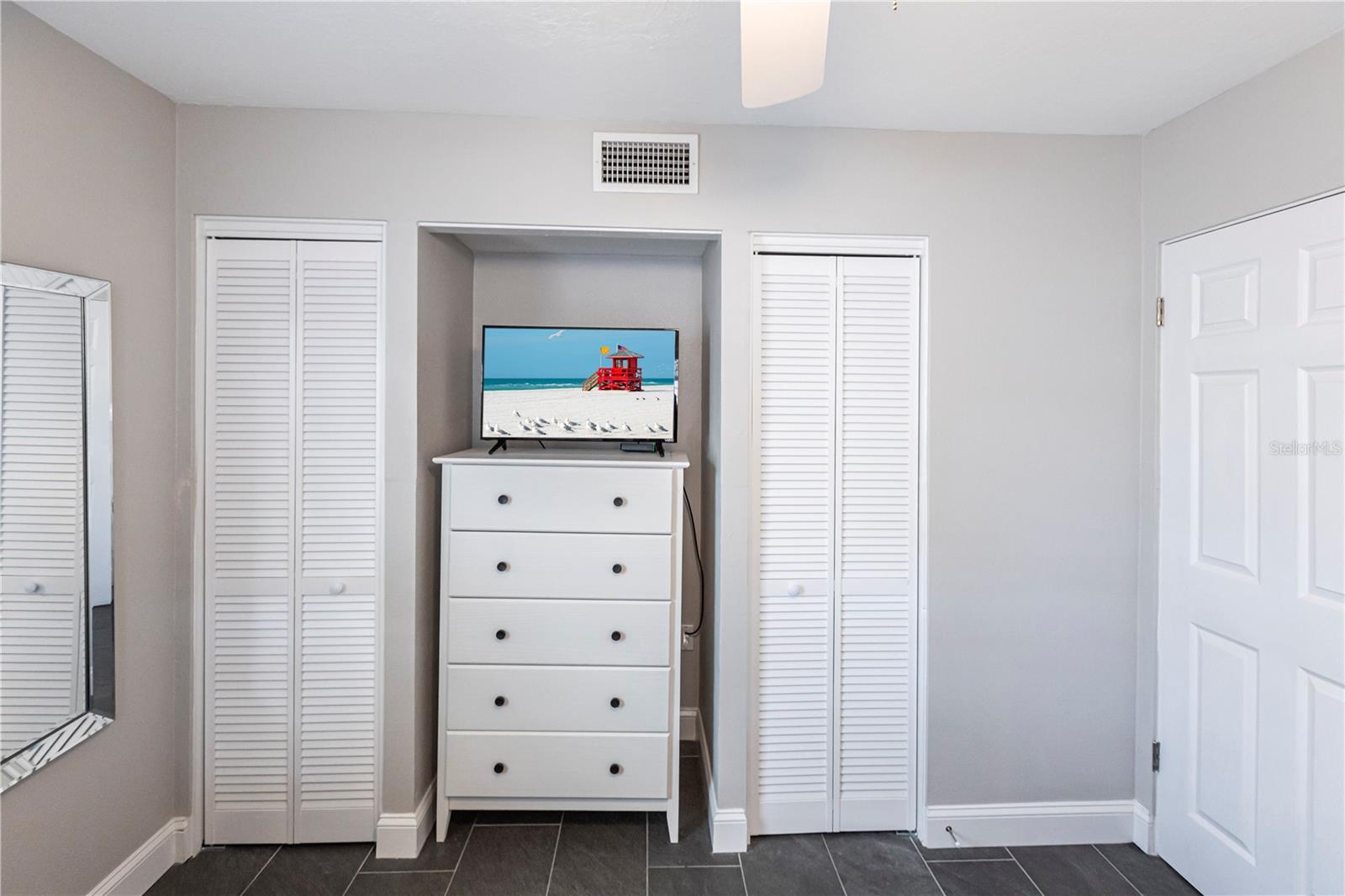 6020 MIDNIGHT PASS RD #31 — photo 17