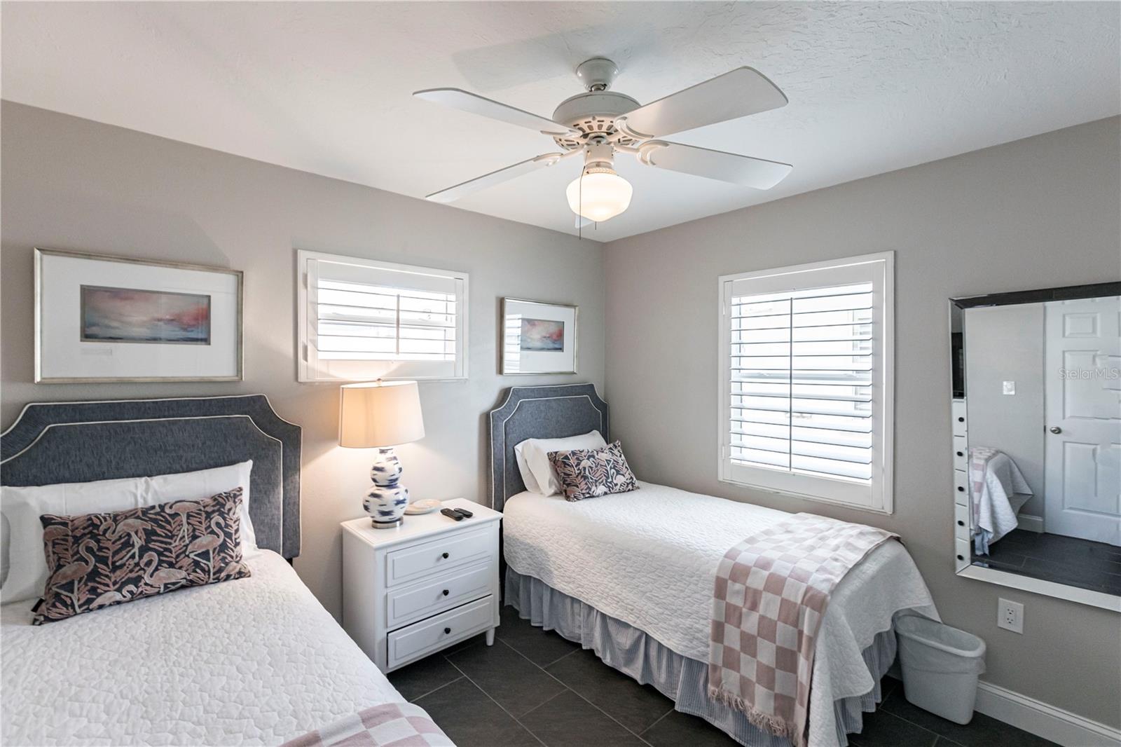 6020 MIDNIGHT PASS RD #31 — photo 11