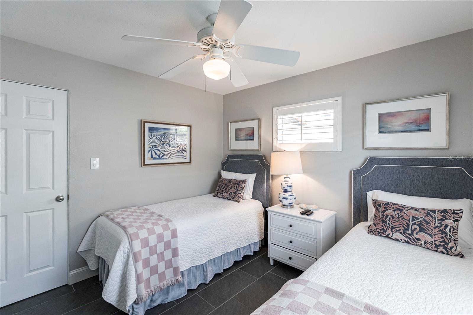 6020 MIDNIGHT PASS RD #31 — photo 12