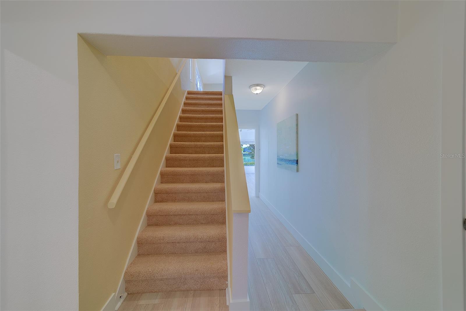 207 MIDWAY IS — photo 36
