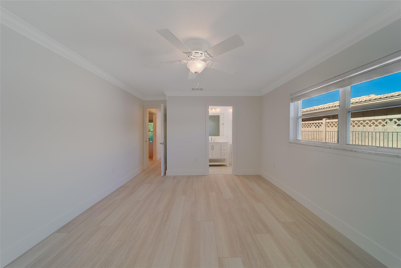 207 MIDWAY IS — photo 21