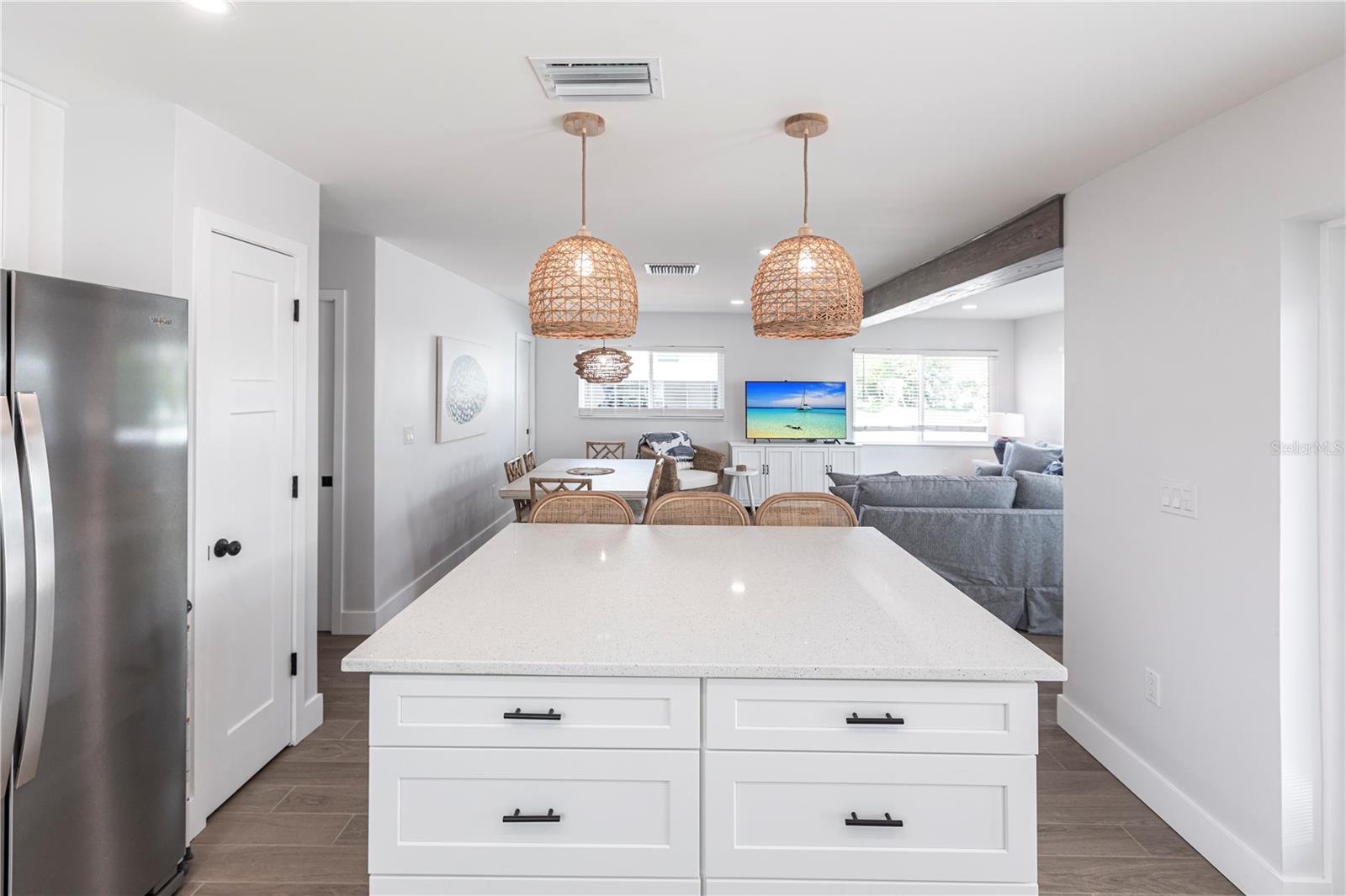 6020 MIDNIGHT PASS RD #27 — photo 10