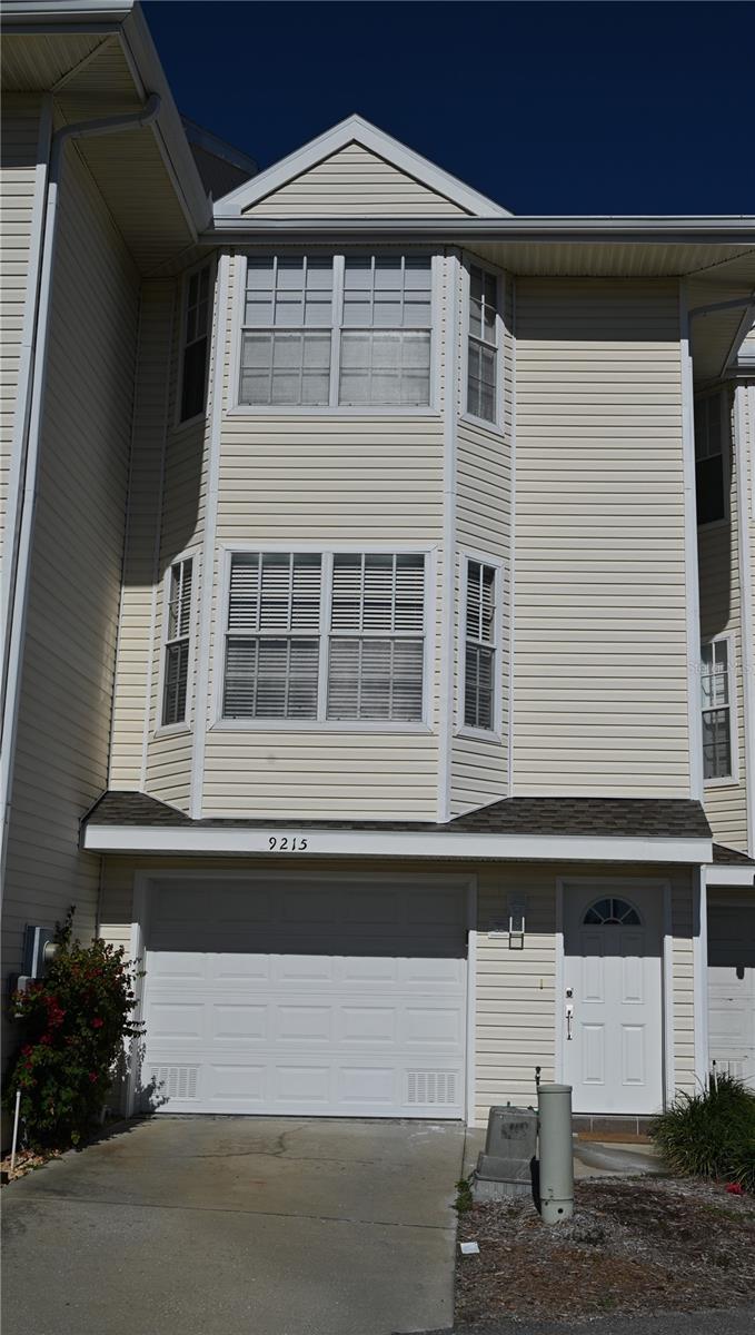 9215 CAPTIVA CIR — photo 2