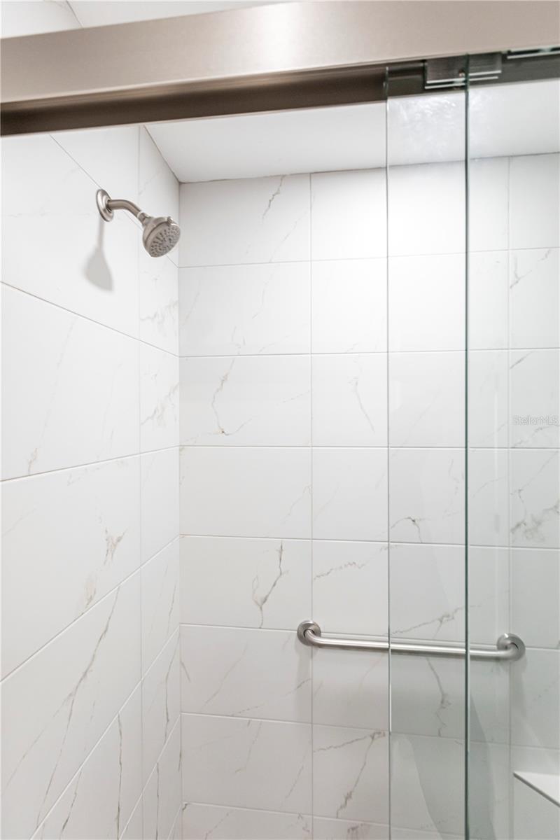 6020 MIDNIGHT PASS RD #11 — photo 27