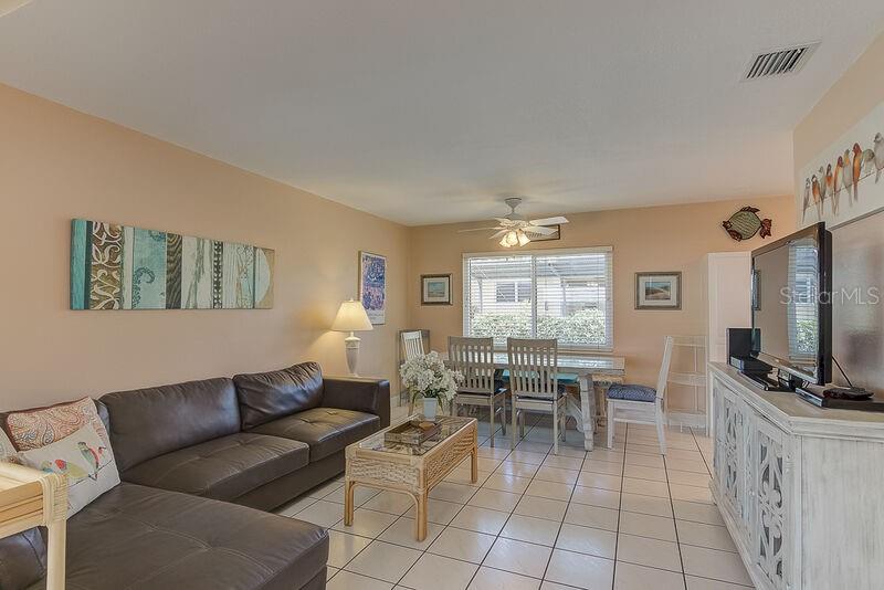 6020 MIDNIGHT PASS RD #1 — photo 3