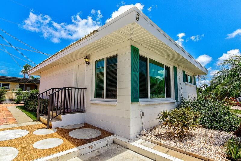 6020 MIDNIGHT PASS RD #1 — photo 26