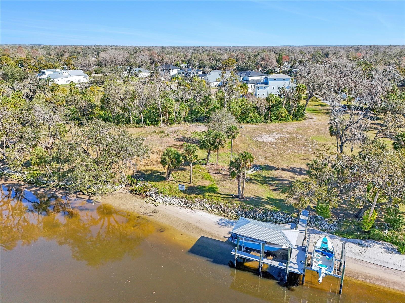8353 ALAFIA POINTE DR — photo 5