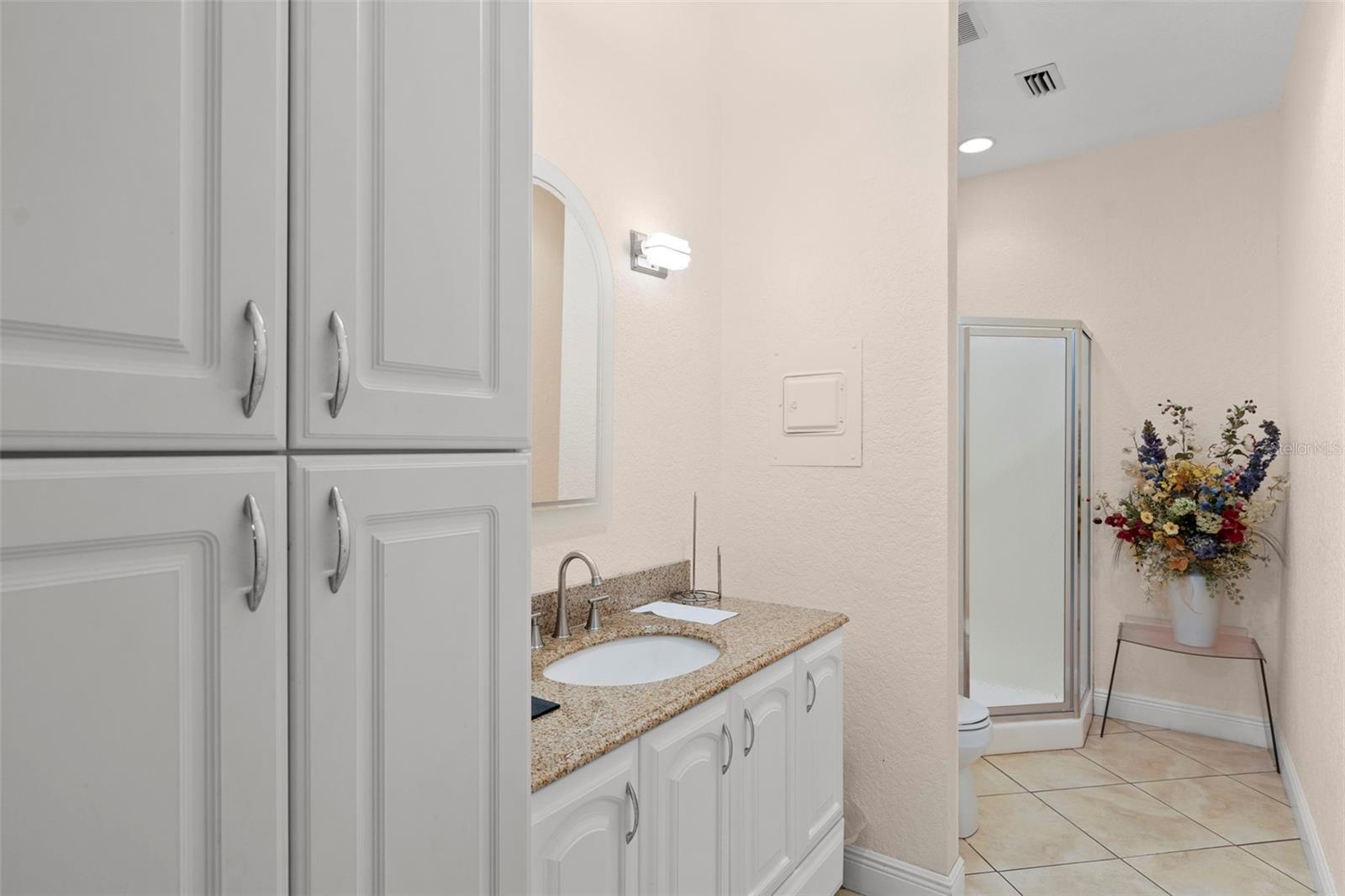 611 DRUID RD E #302 — photo 20
