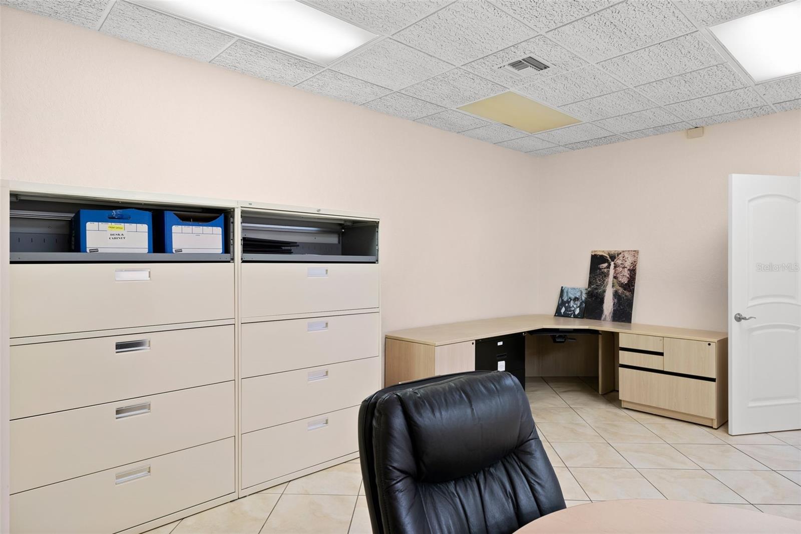 611 DRUID RD E #302 — photo 17