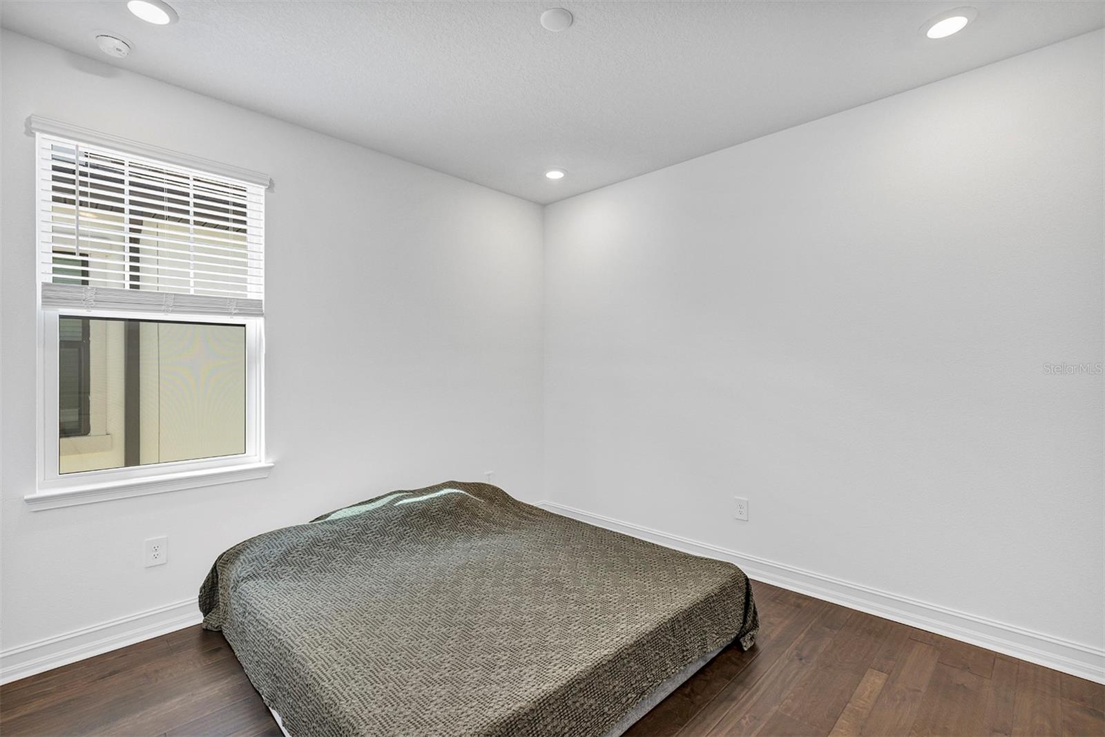 1115 SEAGRAPE DR — photo 29