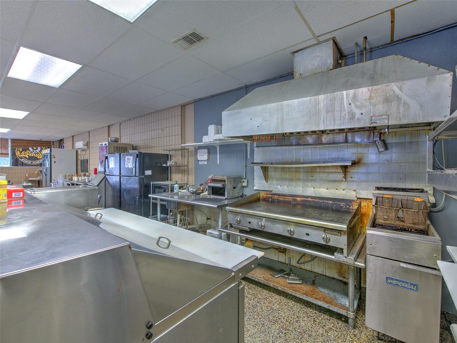 8001 S 301 HWY — photo 16