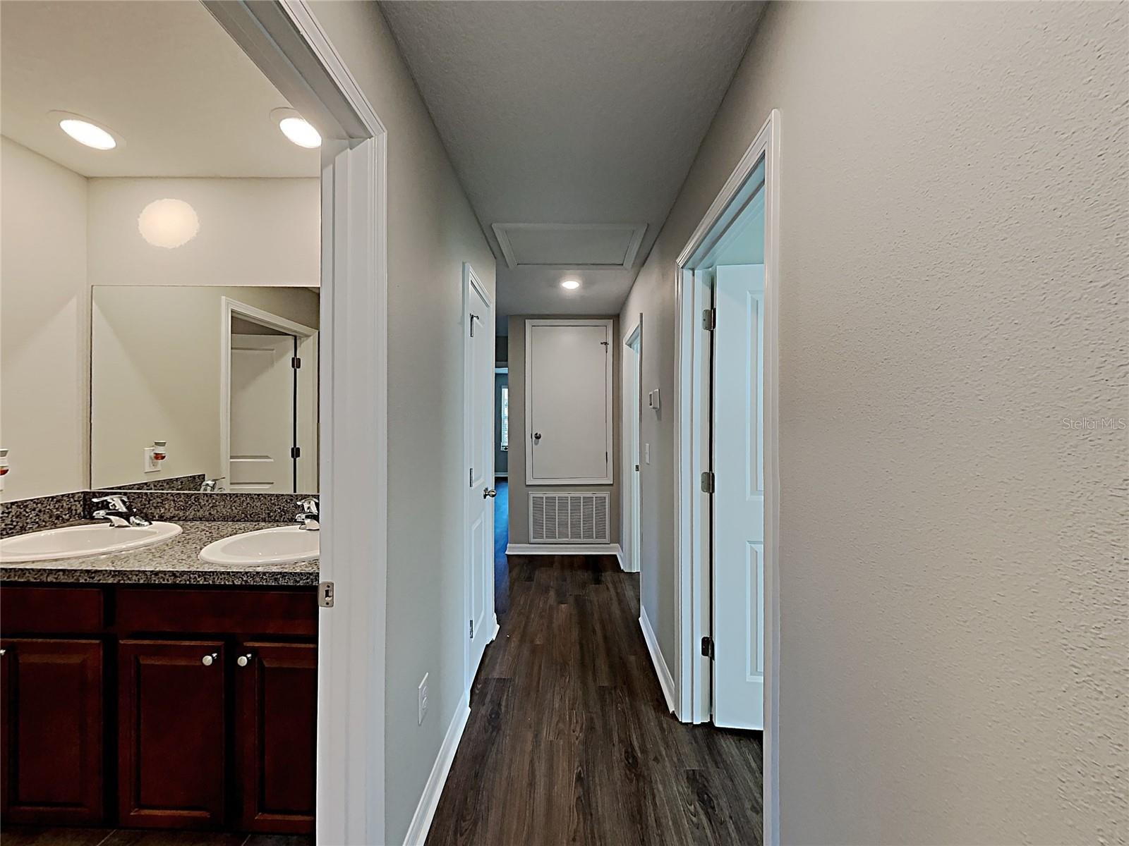 5125 WHITE CHICORY DR — photo 23
