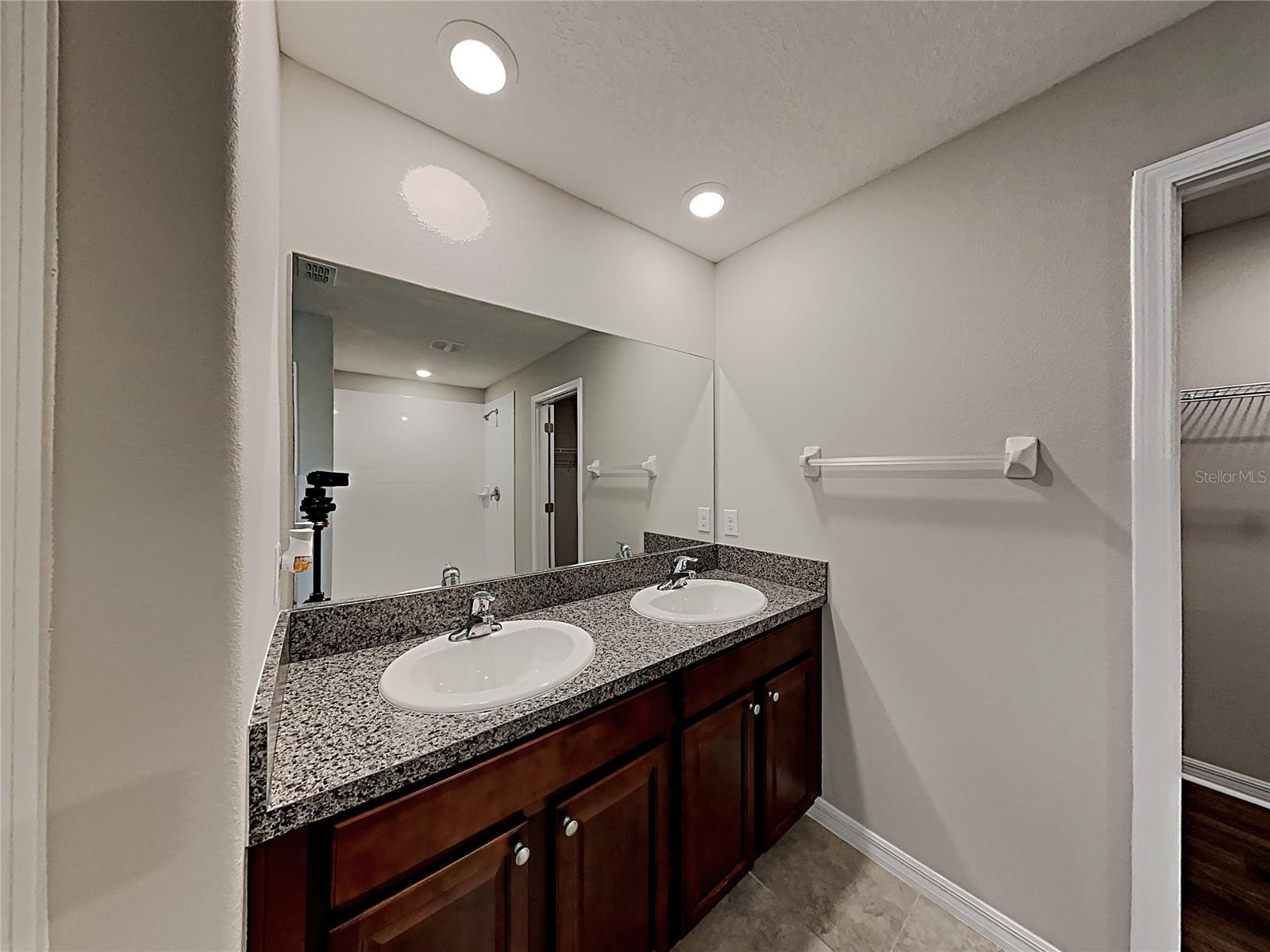 5125 WHITE CHICORY DR — photo 9