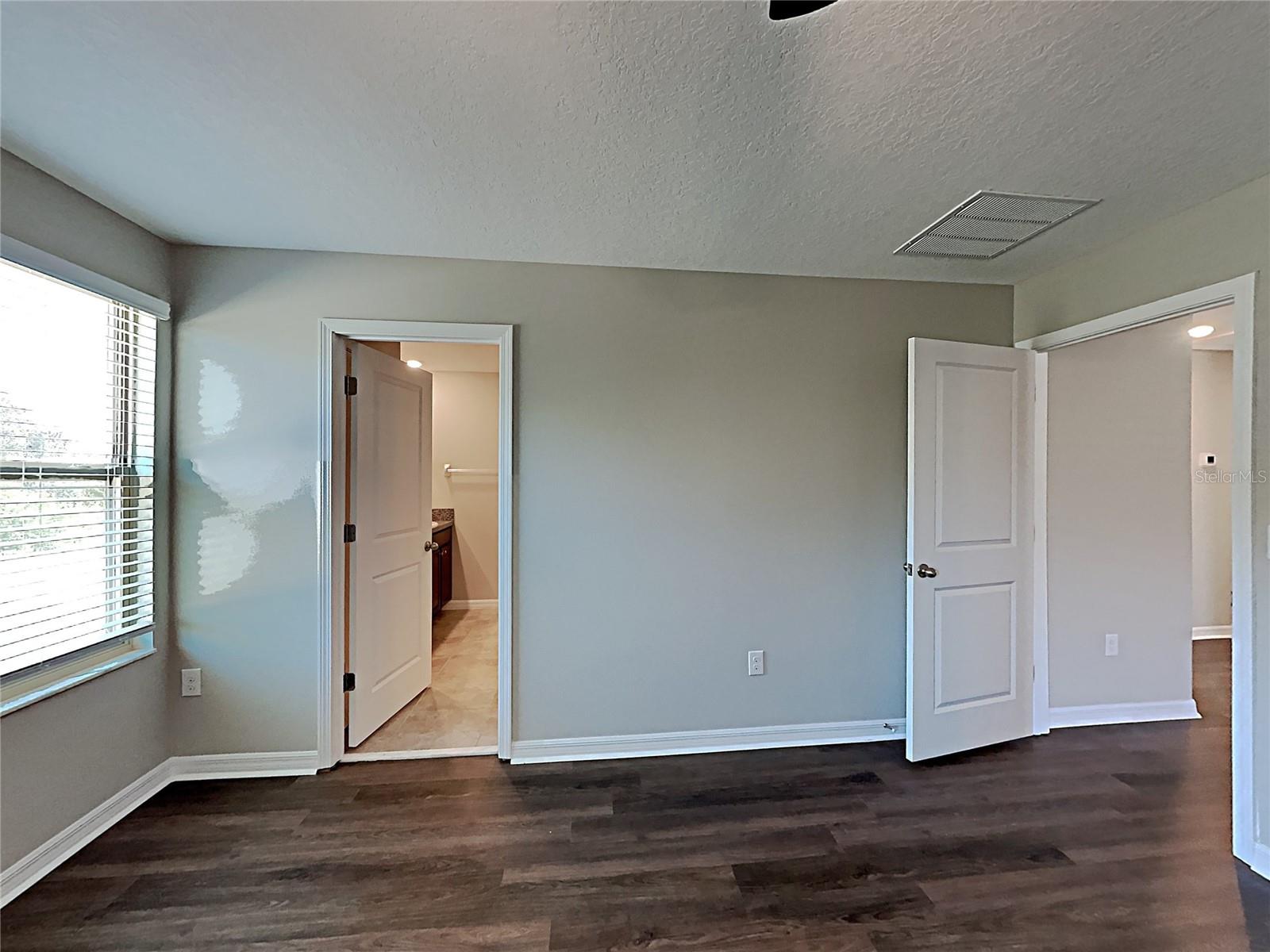 5125 WHITE CHICORY DR — photo 13