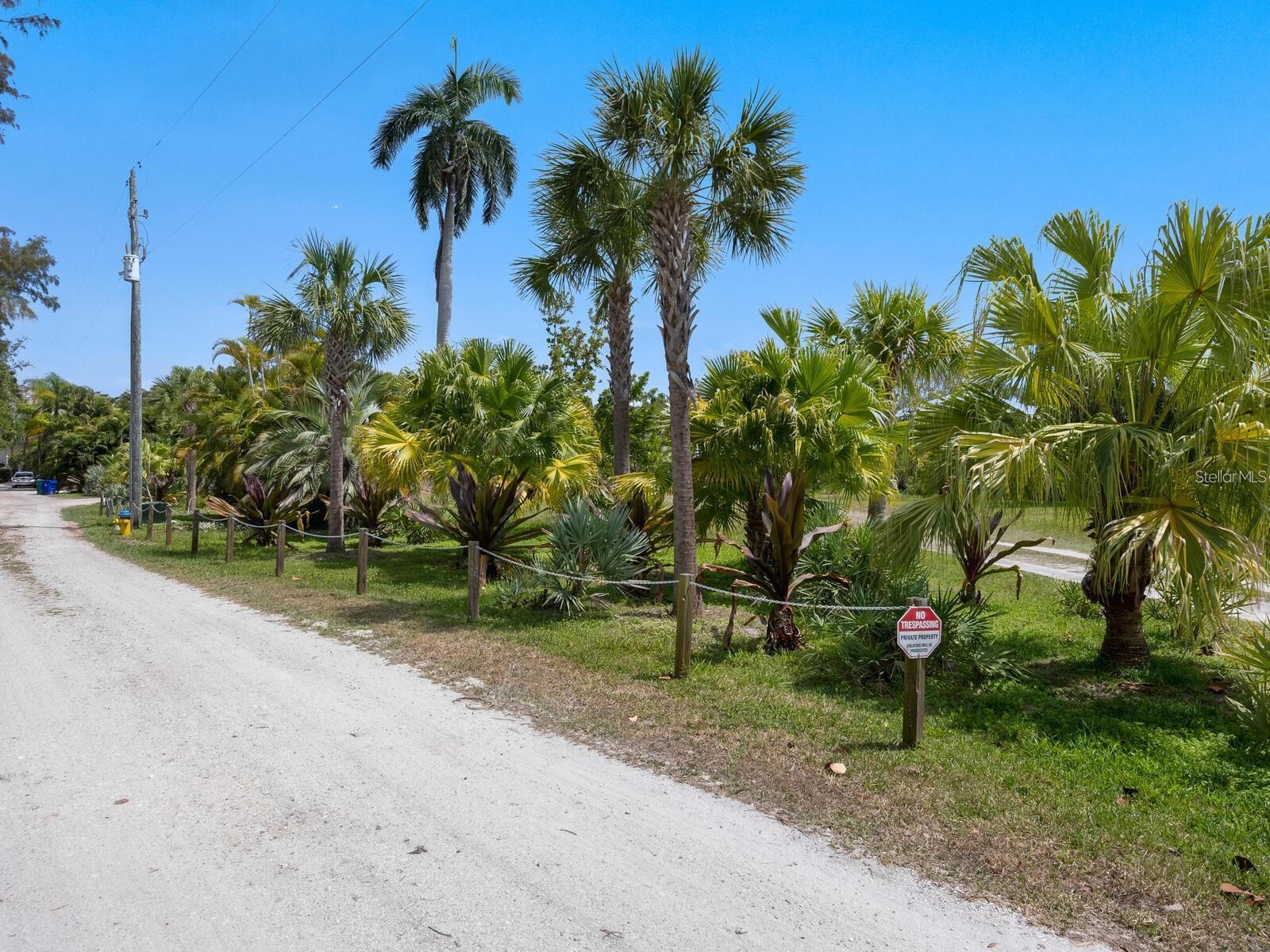 6608 GULF OF MEXICO DR — photo 9