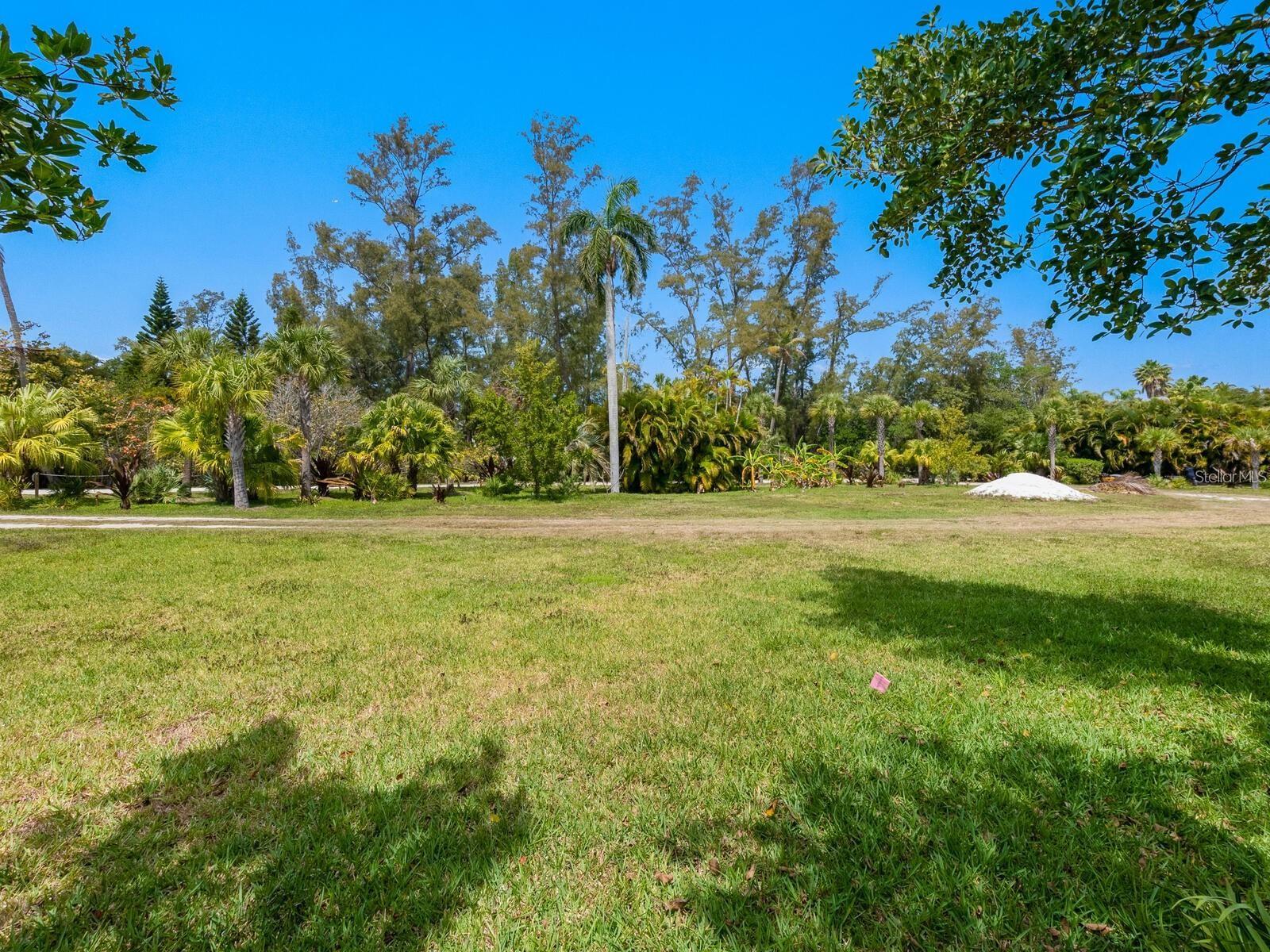 6604-6608 GULF OF MEXICO DR — photo 11