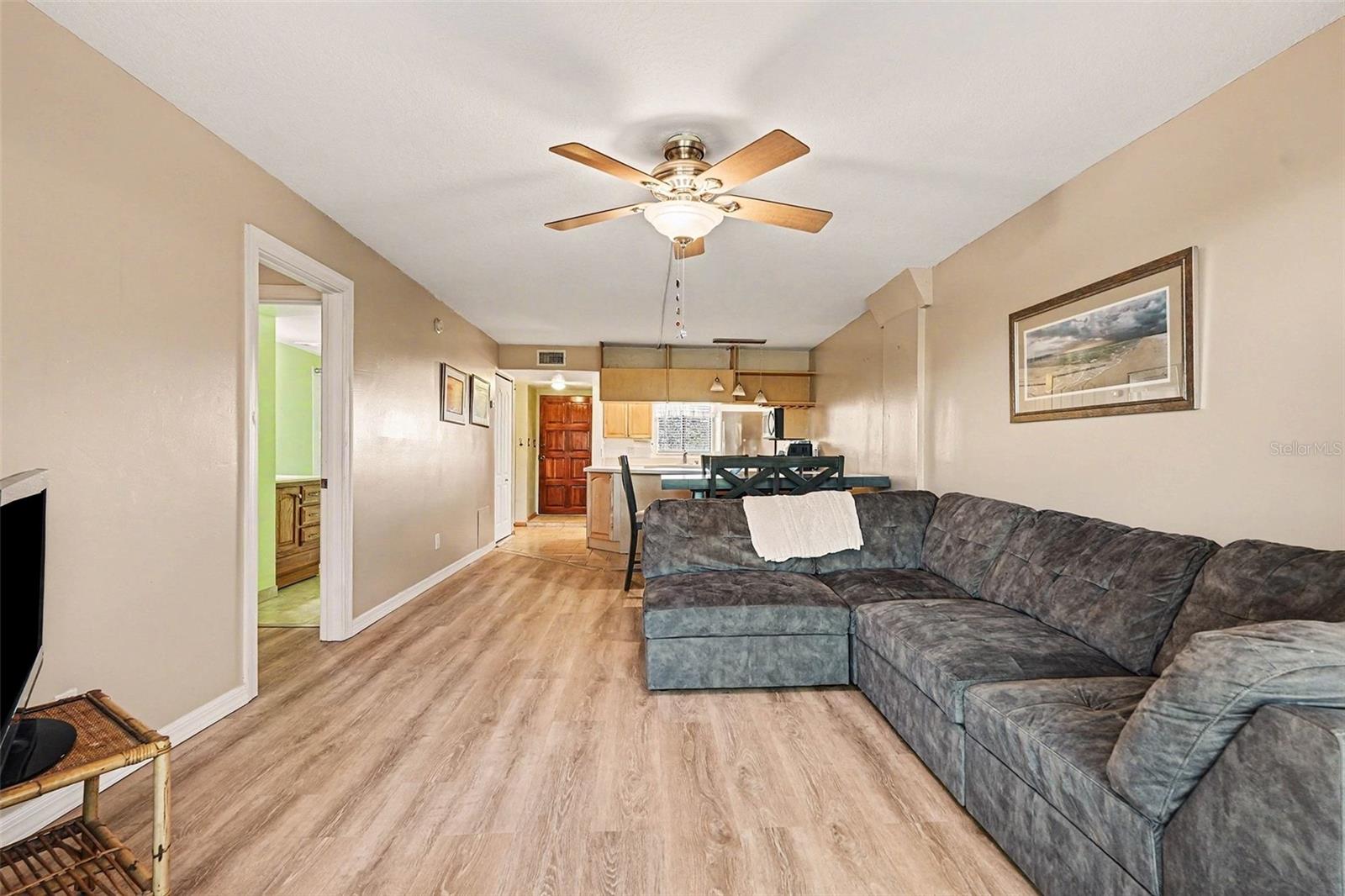 303 TARPON PT — photo 5
