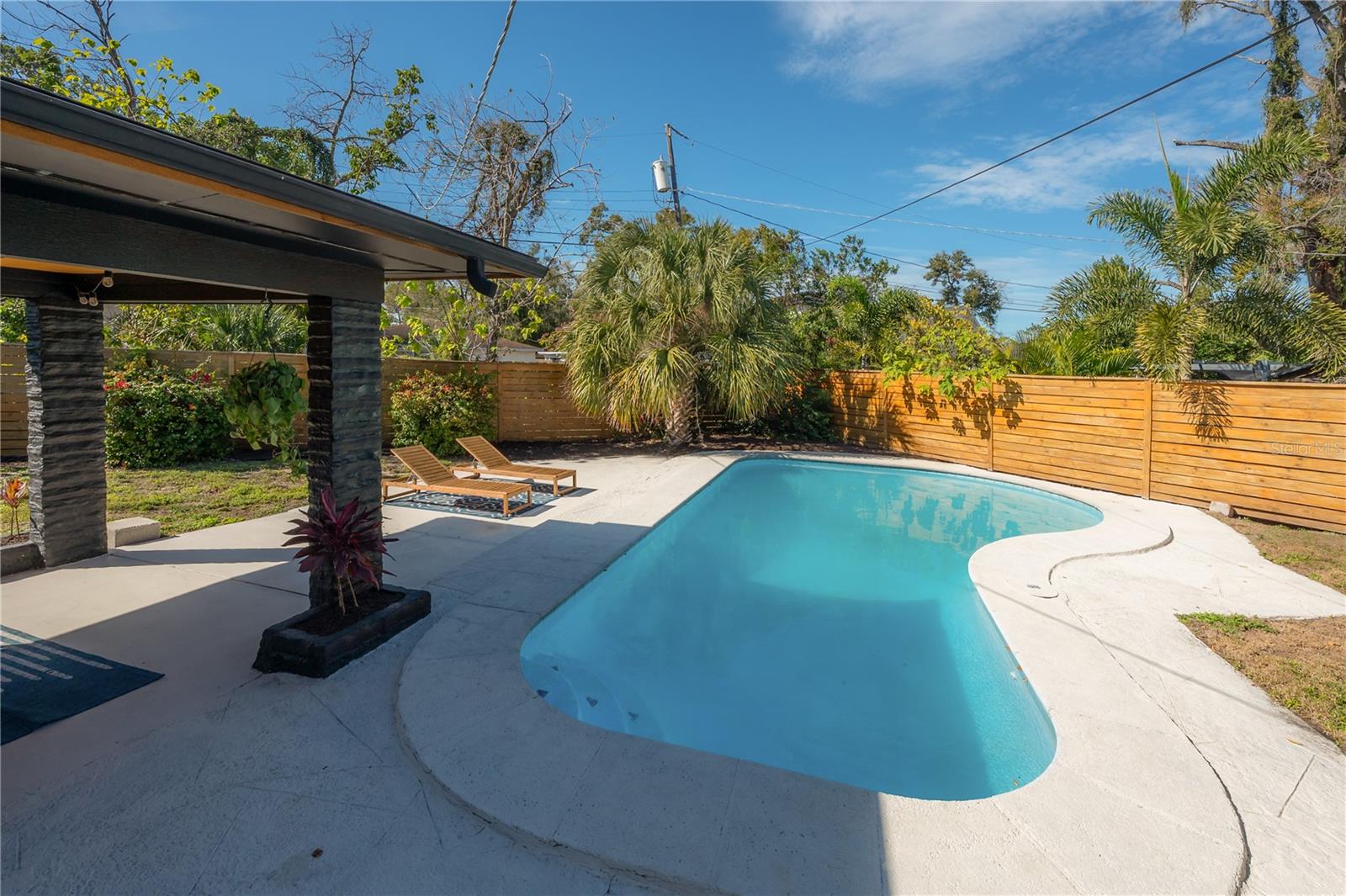 4110 N MARGUERITE ST — photo 64