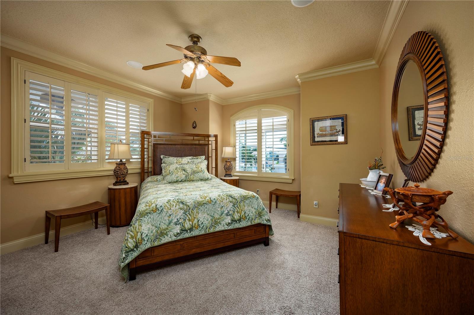 306 HARBOR DR — photo 34