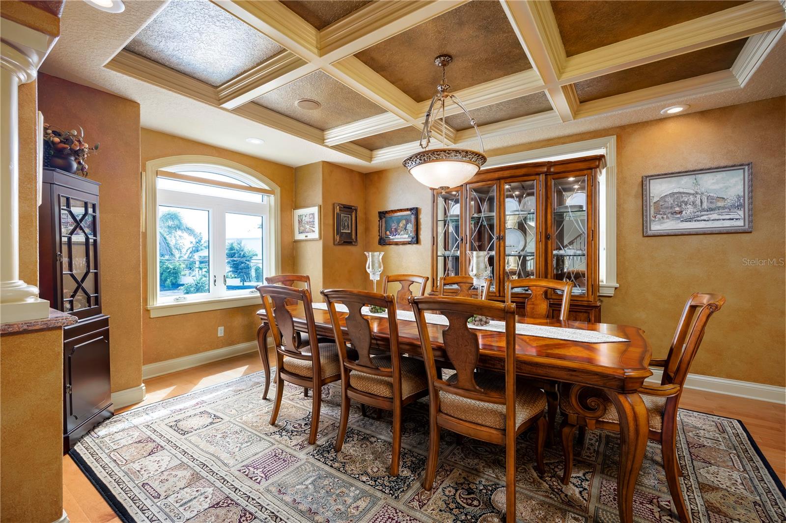 306 HARBOR DR — photo 10