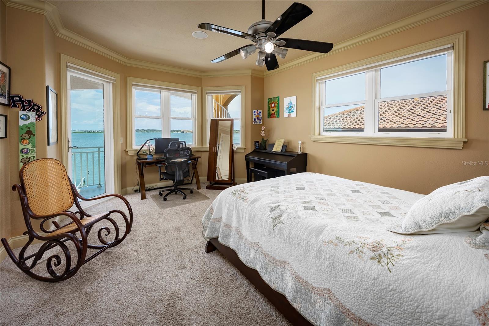 306 HARBOR DR — photo 27