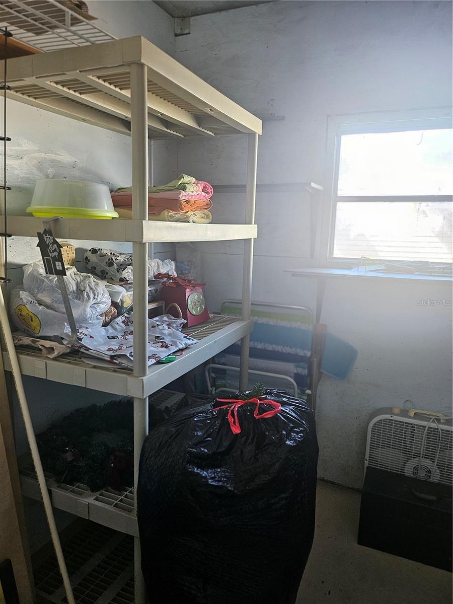 3317 OVERCUP OAK TER — photo 43