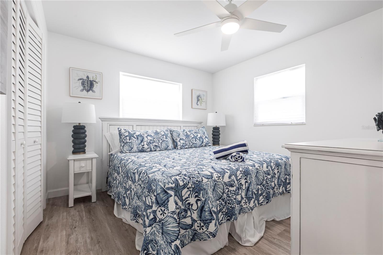 6020 MIDNIGHT PASS RD #7 — photo 11