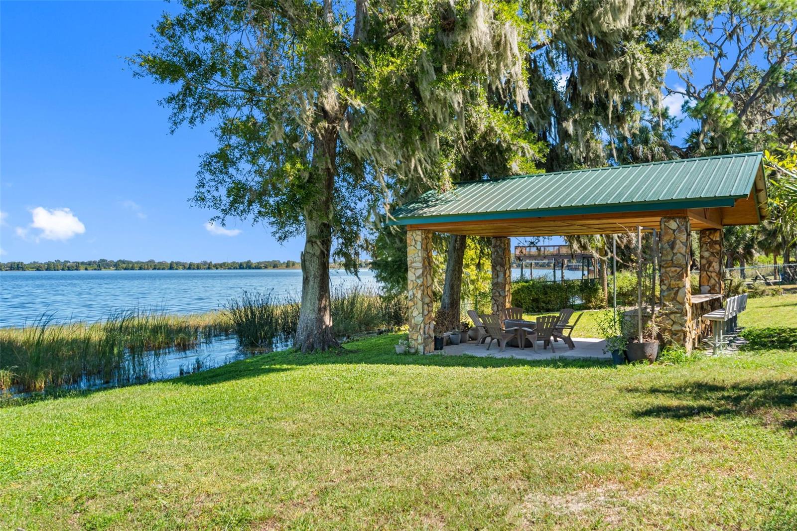 11401 THONOTOSASSA RD — photo 58