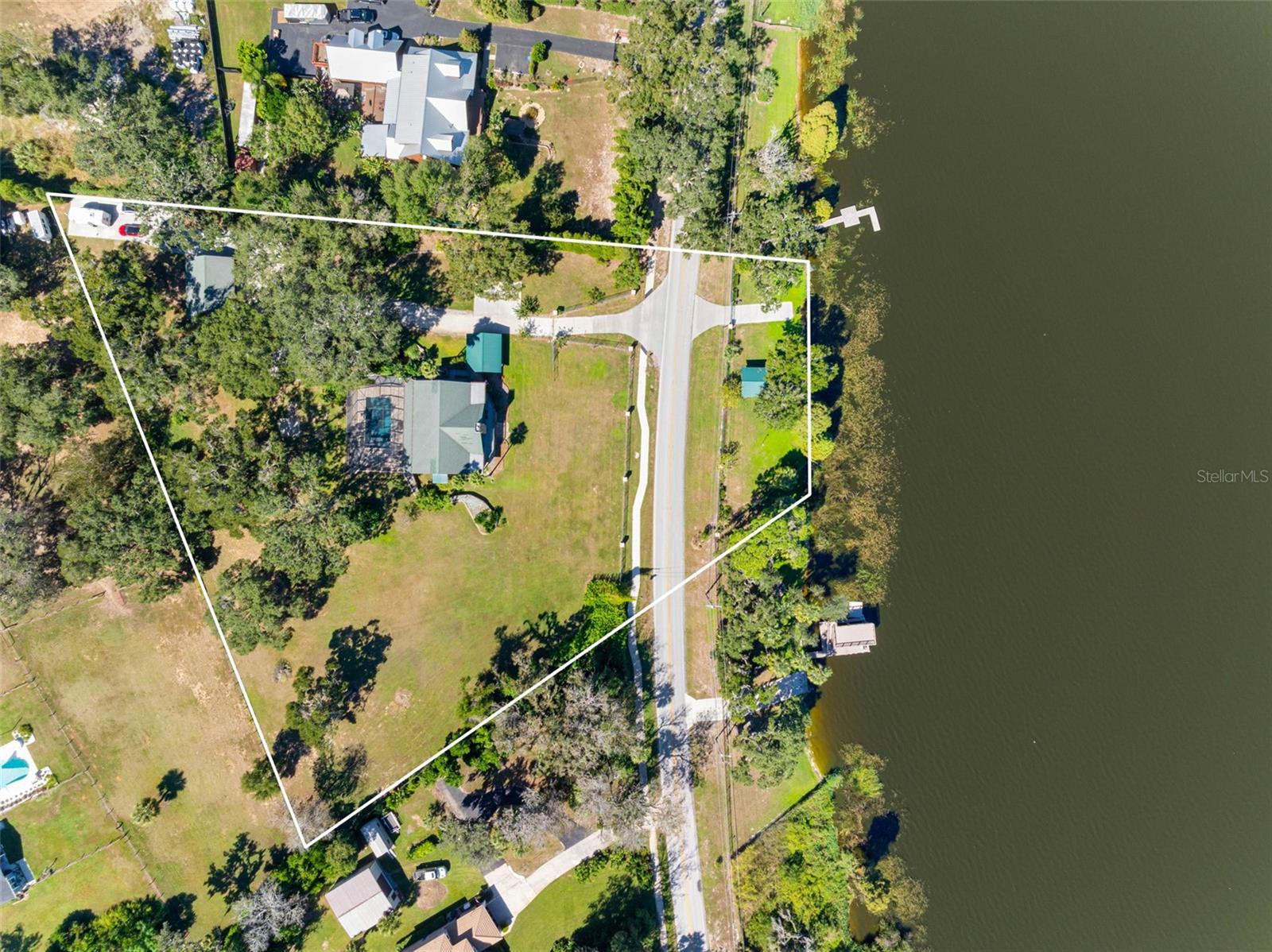 11401 THONOTOSASSA RD — photo 64