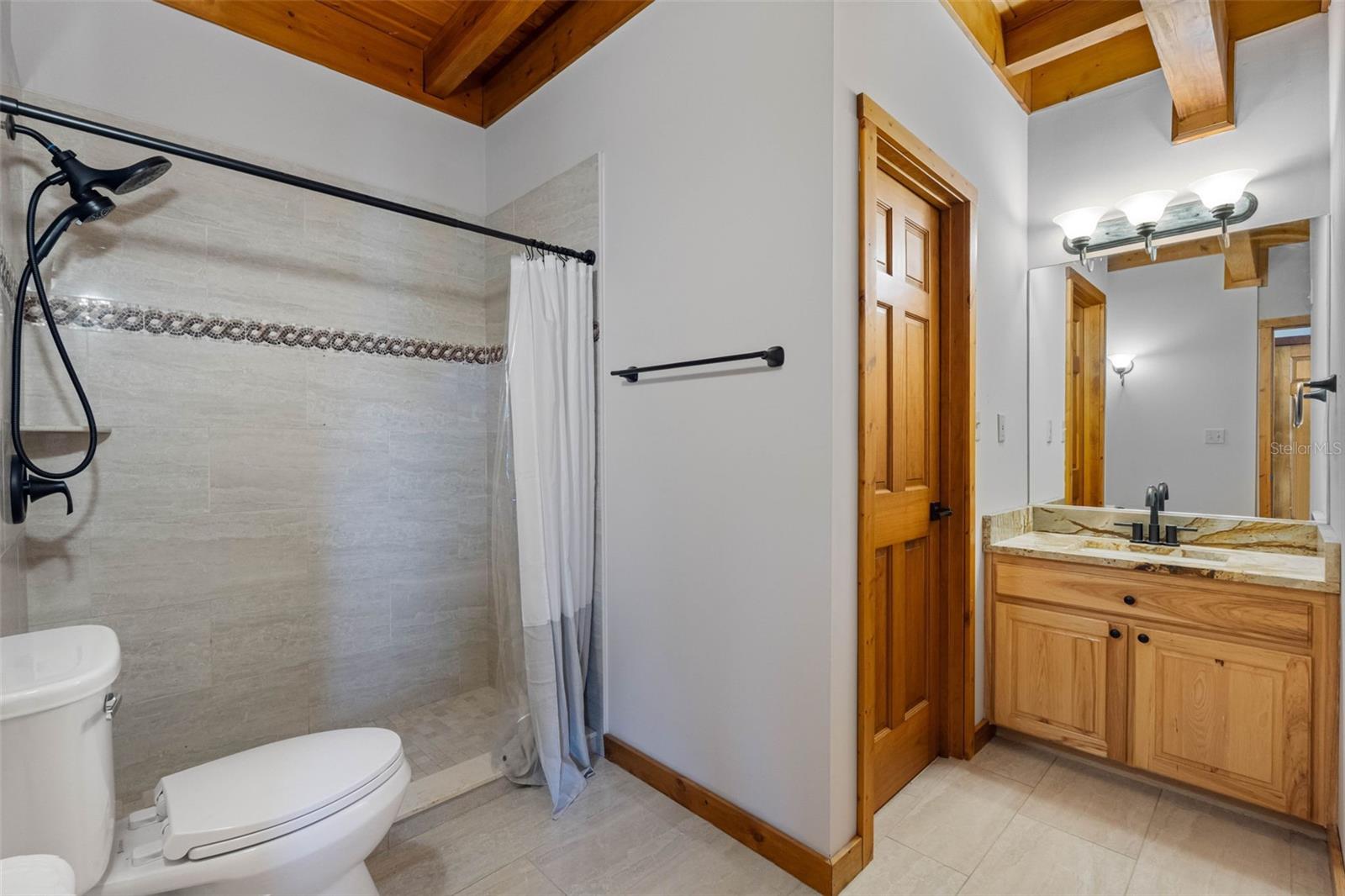 11401 THONOTOSASSA RD — photo 22