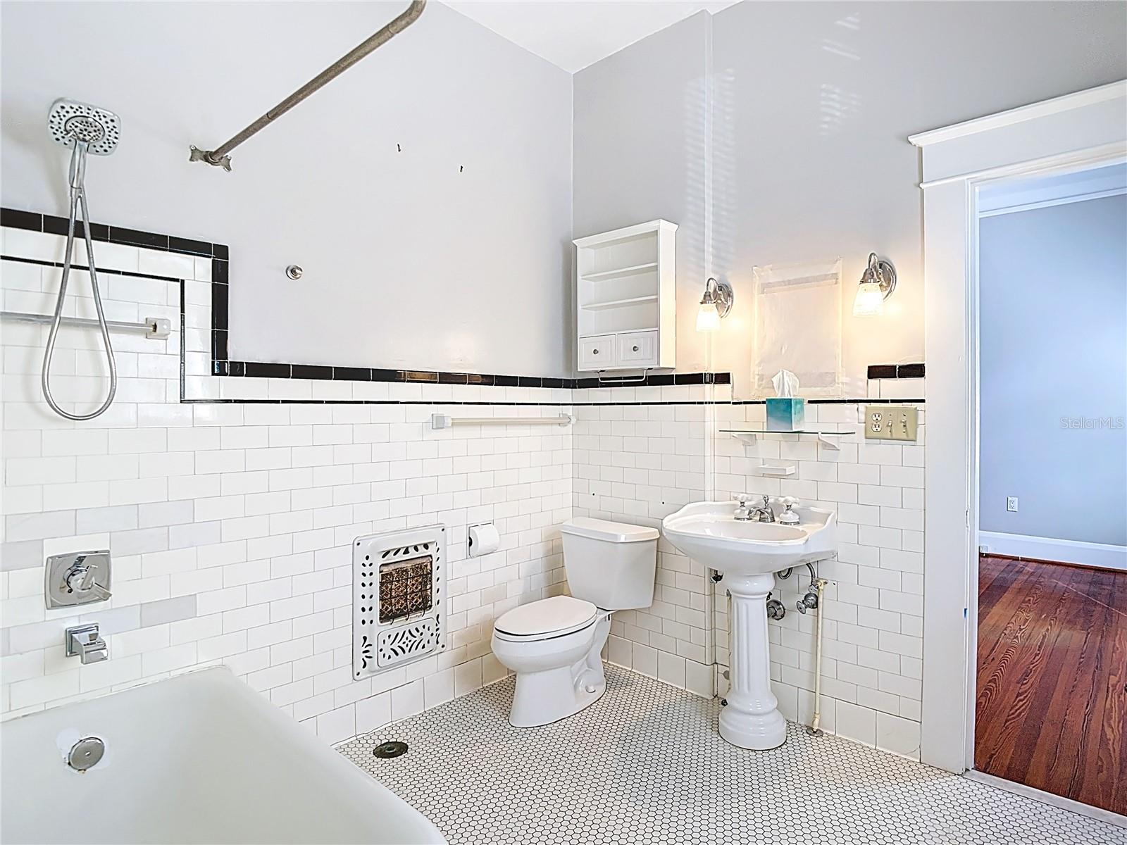 2105 W SOUTHVIEW AVE — photo 27