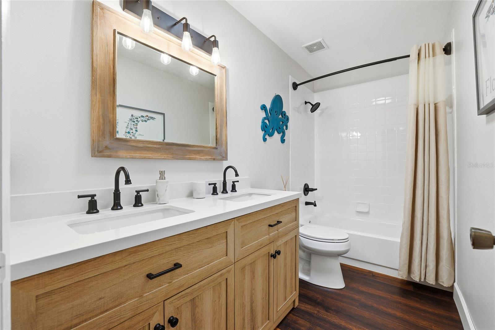 11235 CLAYRIDGE DR — photo 28