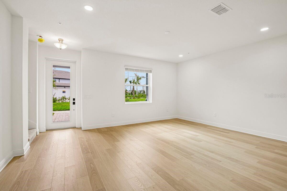 17817 BROADLEAF LOOP — photo 8