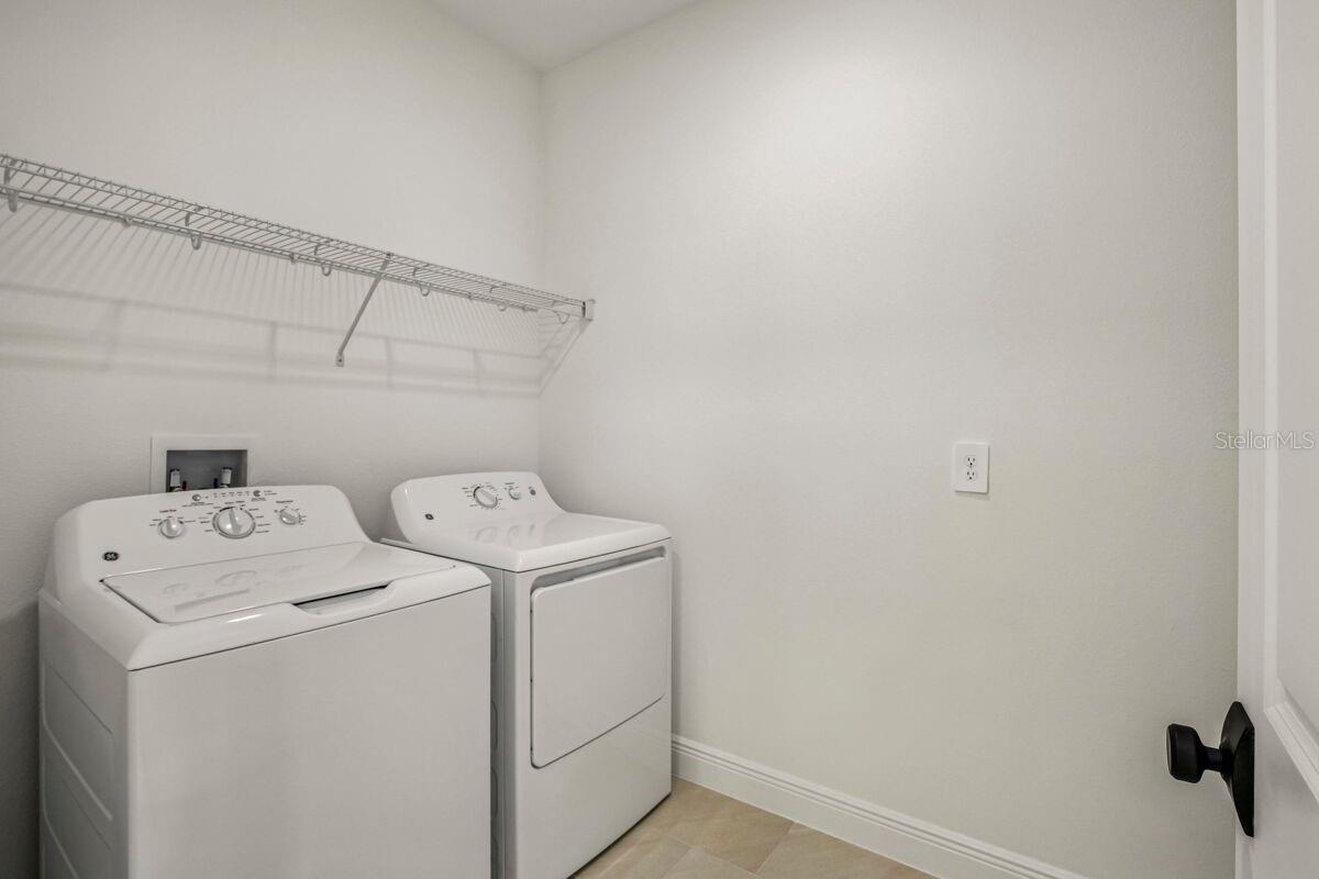 17817 BROADLEAF LOOP — photo 17